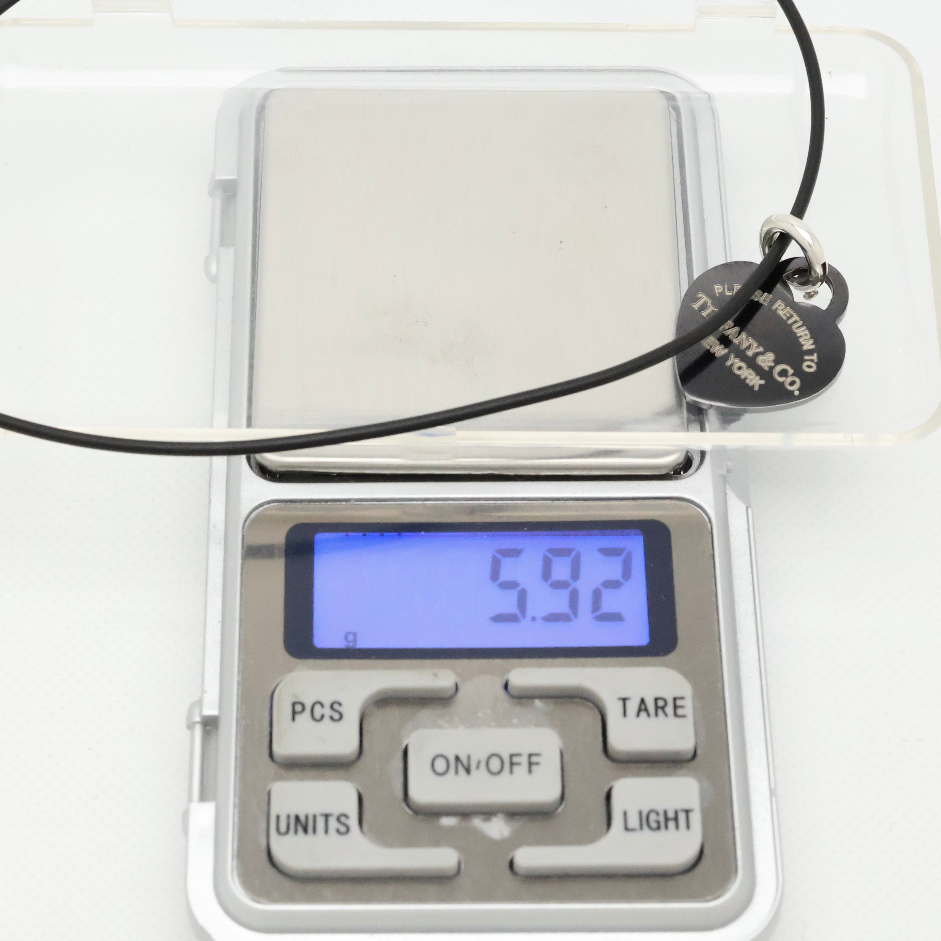 TIFFANY&Co. リターントゥ ティファニー ハート タグ ブラック チタン ラバー コード ネックレス AG925