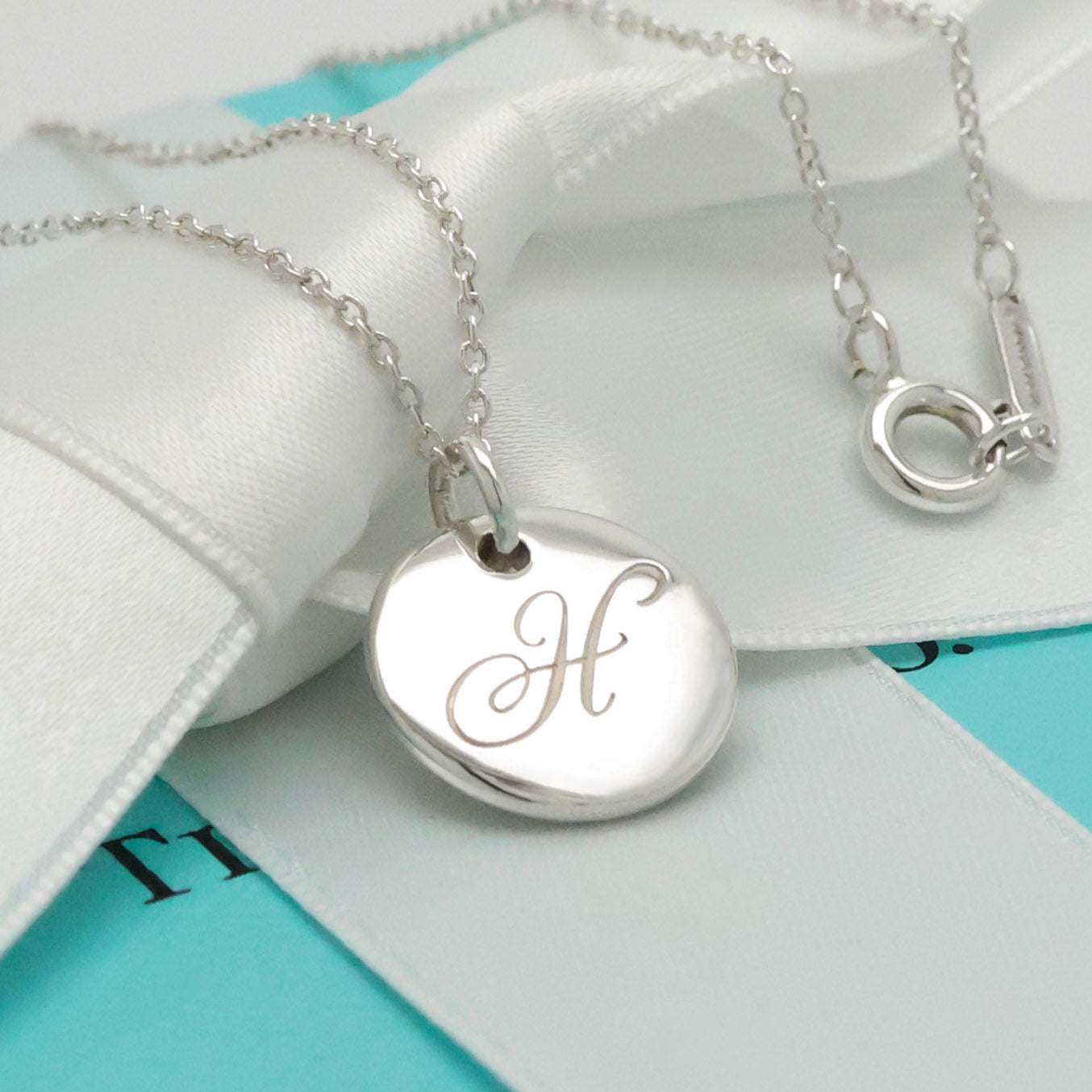 TIFFANY&Co. ノーツ レター ラウンド イニシャル H ディスク ネックレス AG925