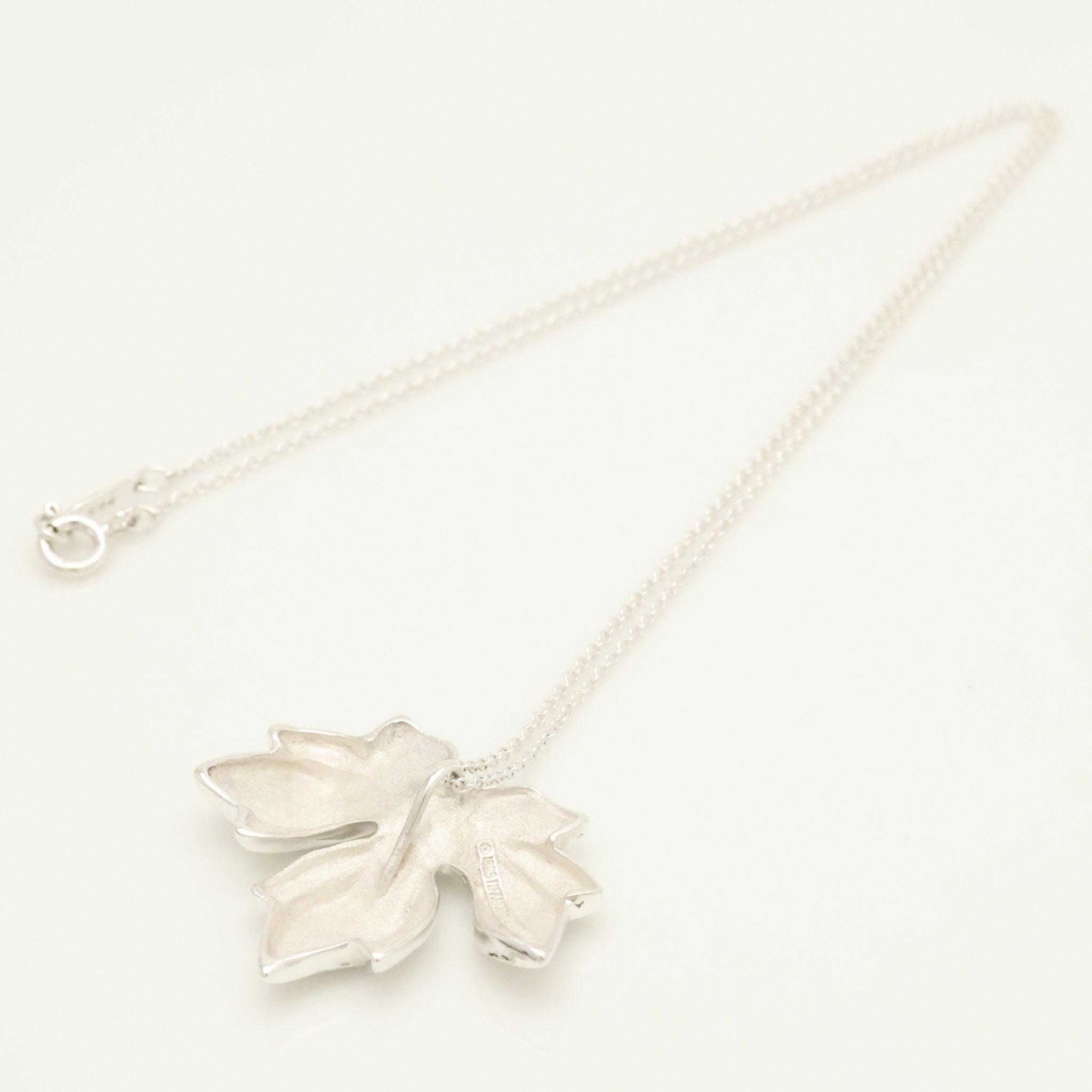 TIFFANY&Co. メイプル リーフ ネックレス AG925