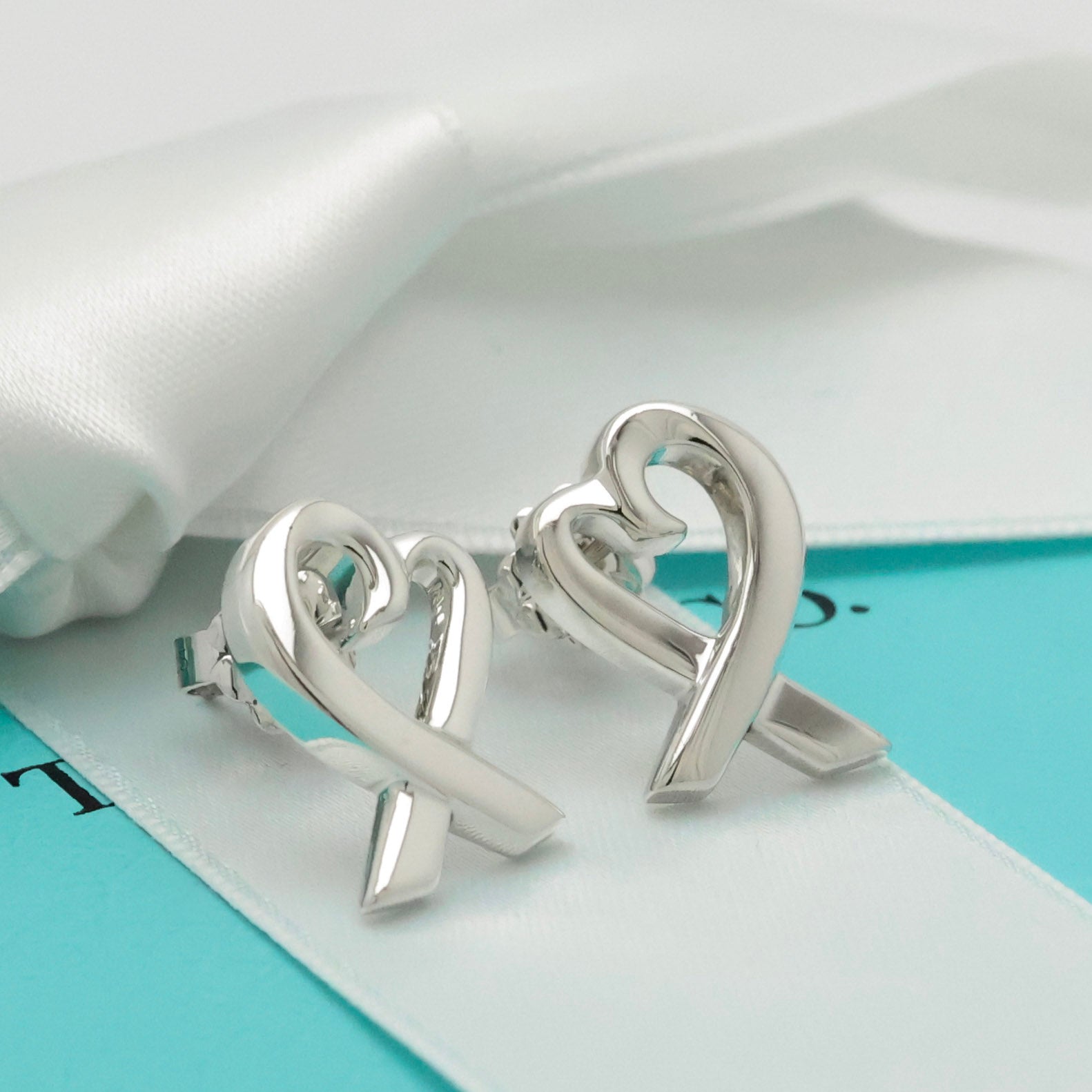 TIFFANY&Co. ラビングハート パロマピカソ スタッド ピアス AG925