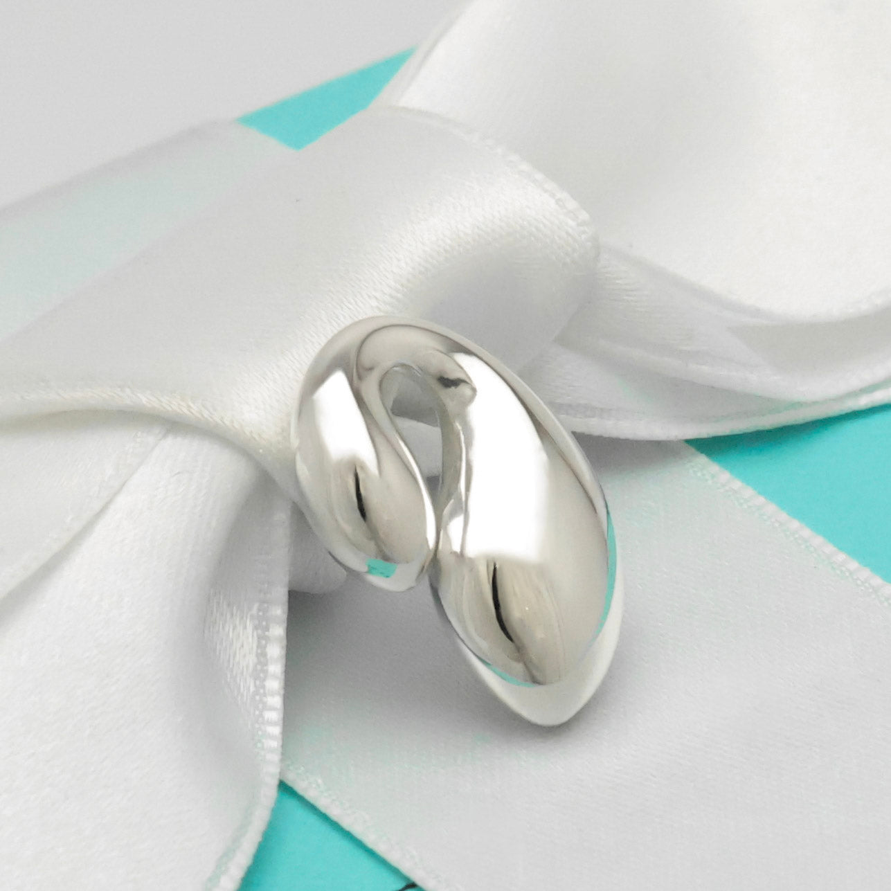 TIFFANY&Co. ダブル ティアドロップ エルサペレッティ チャーム AG925