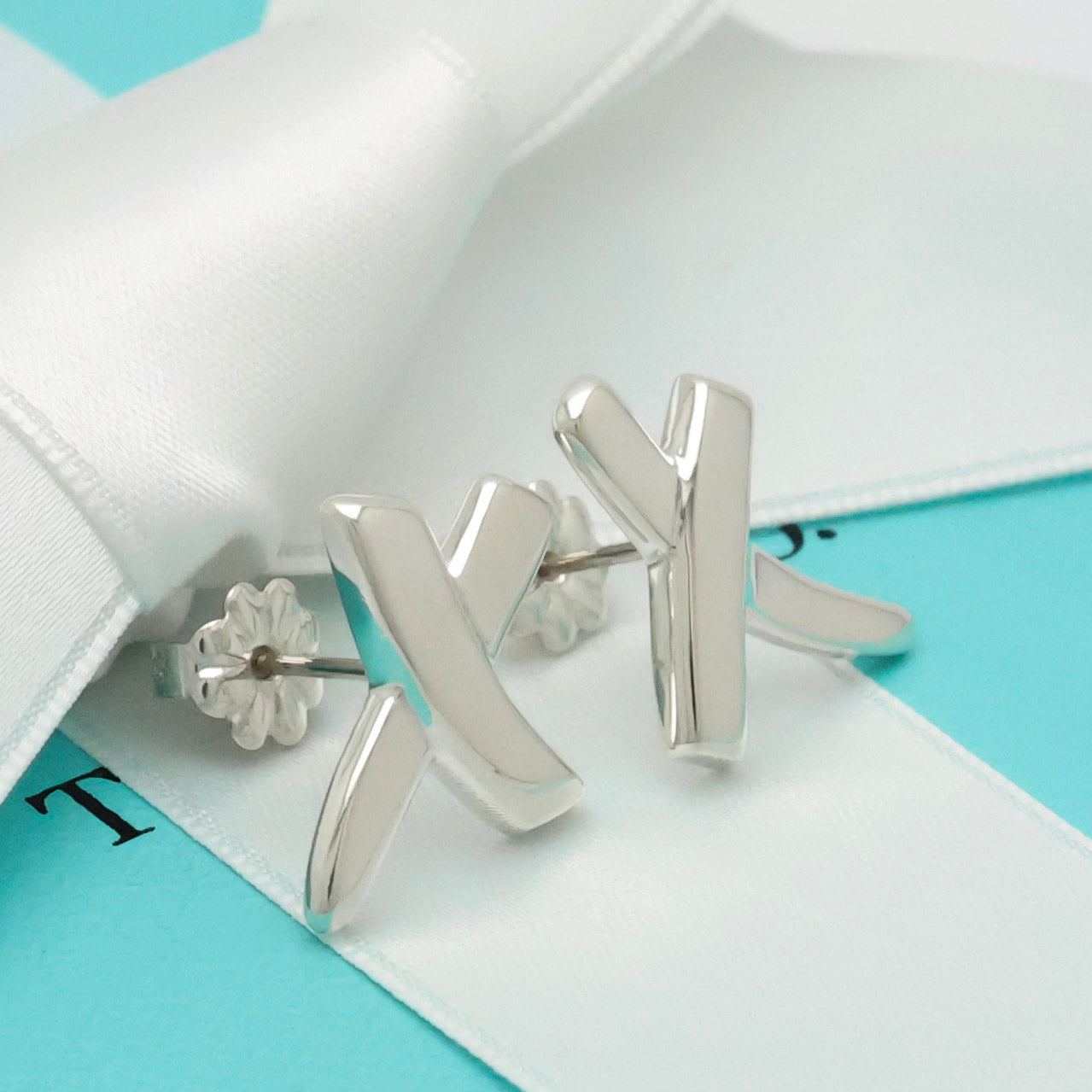 TIFFANY&Co. キス クロス パロマピカソ スタッド ピアス AG925