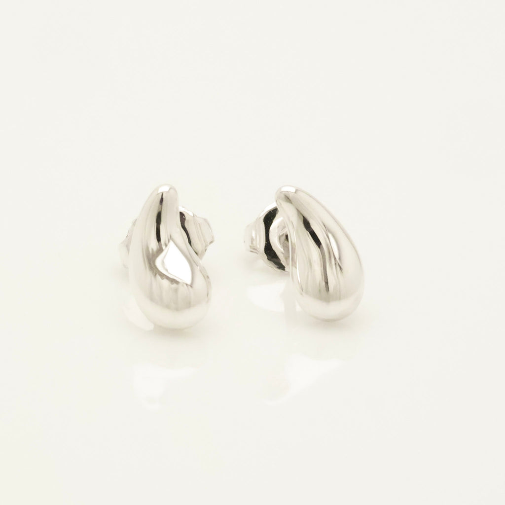 Tiffany & Co. Peretti Teardrop Stud Earrings Sterling Silver 925