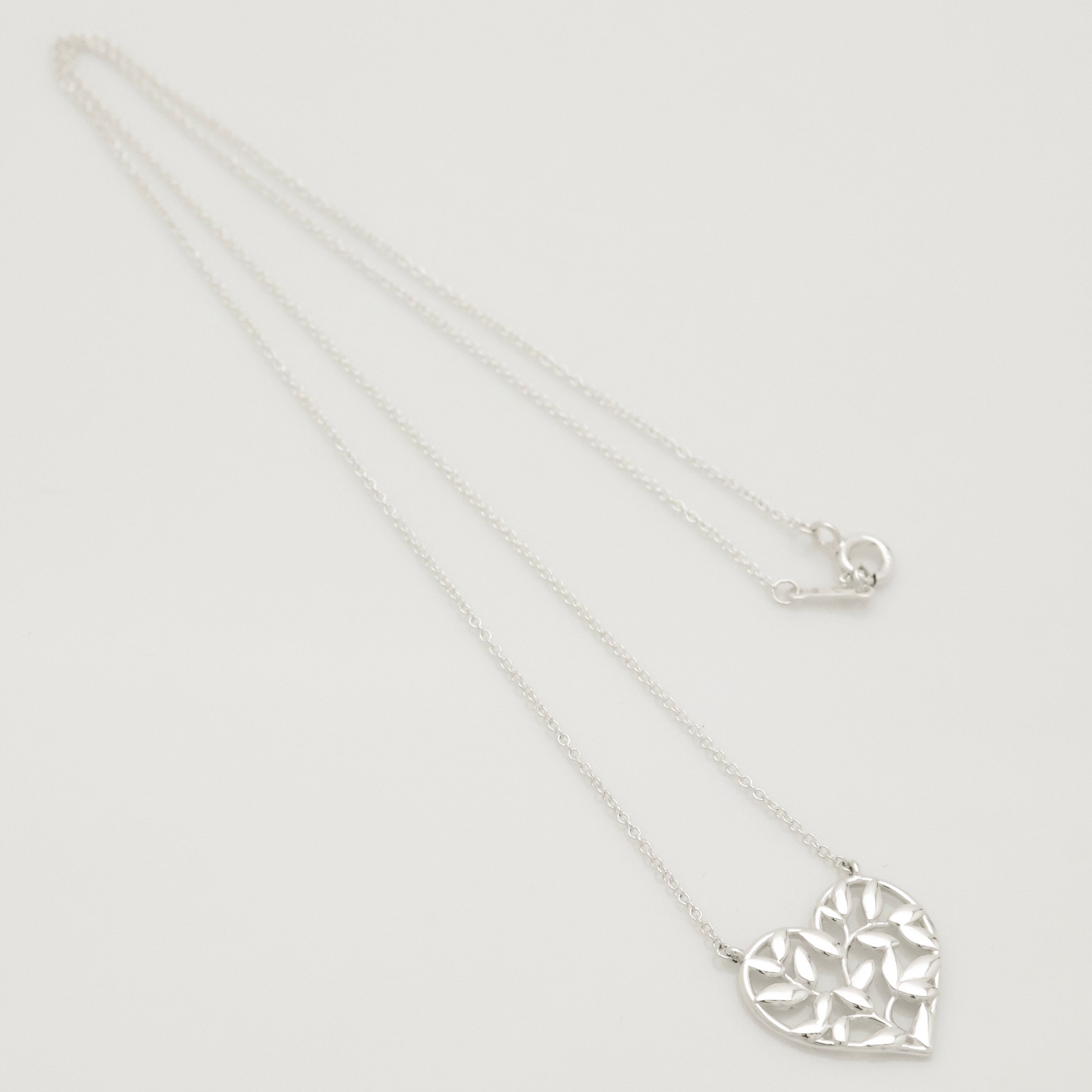 Tiffany & Co. Olive Leaf Heart Necklace Pendant Sterling Silver 925