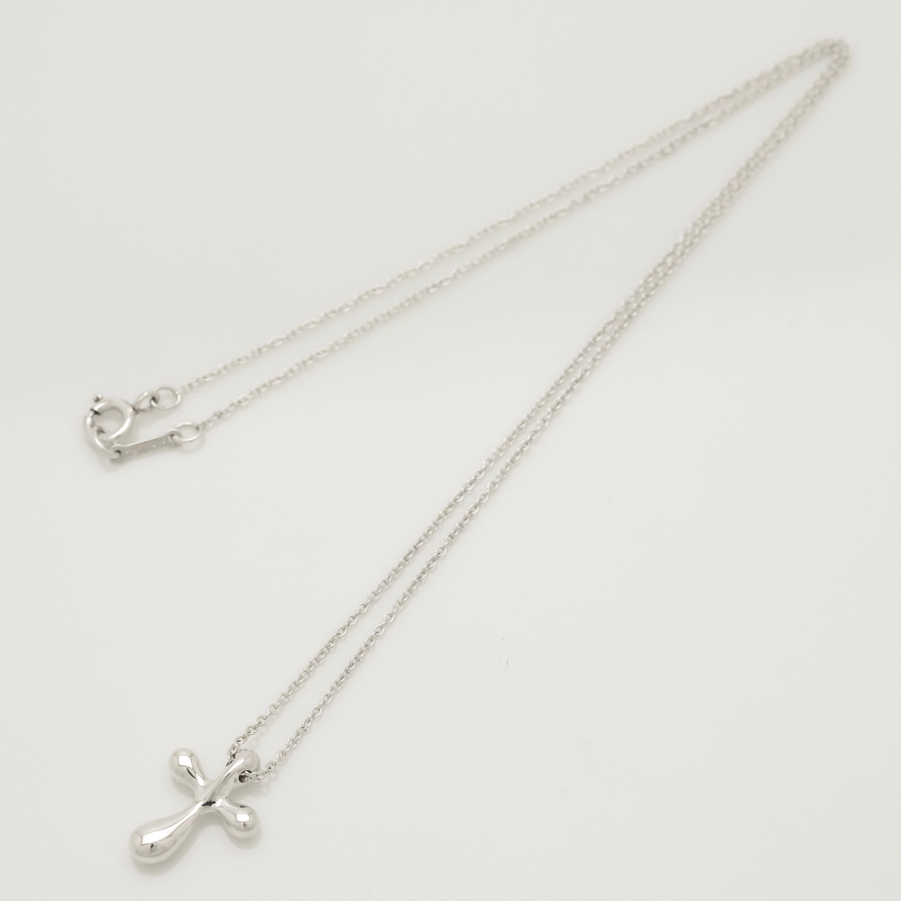  Tiffany & Co. Small Cross Pendant Necklace  Sterling Silver 925 