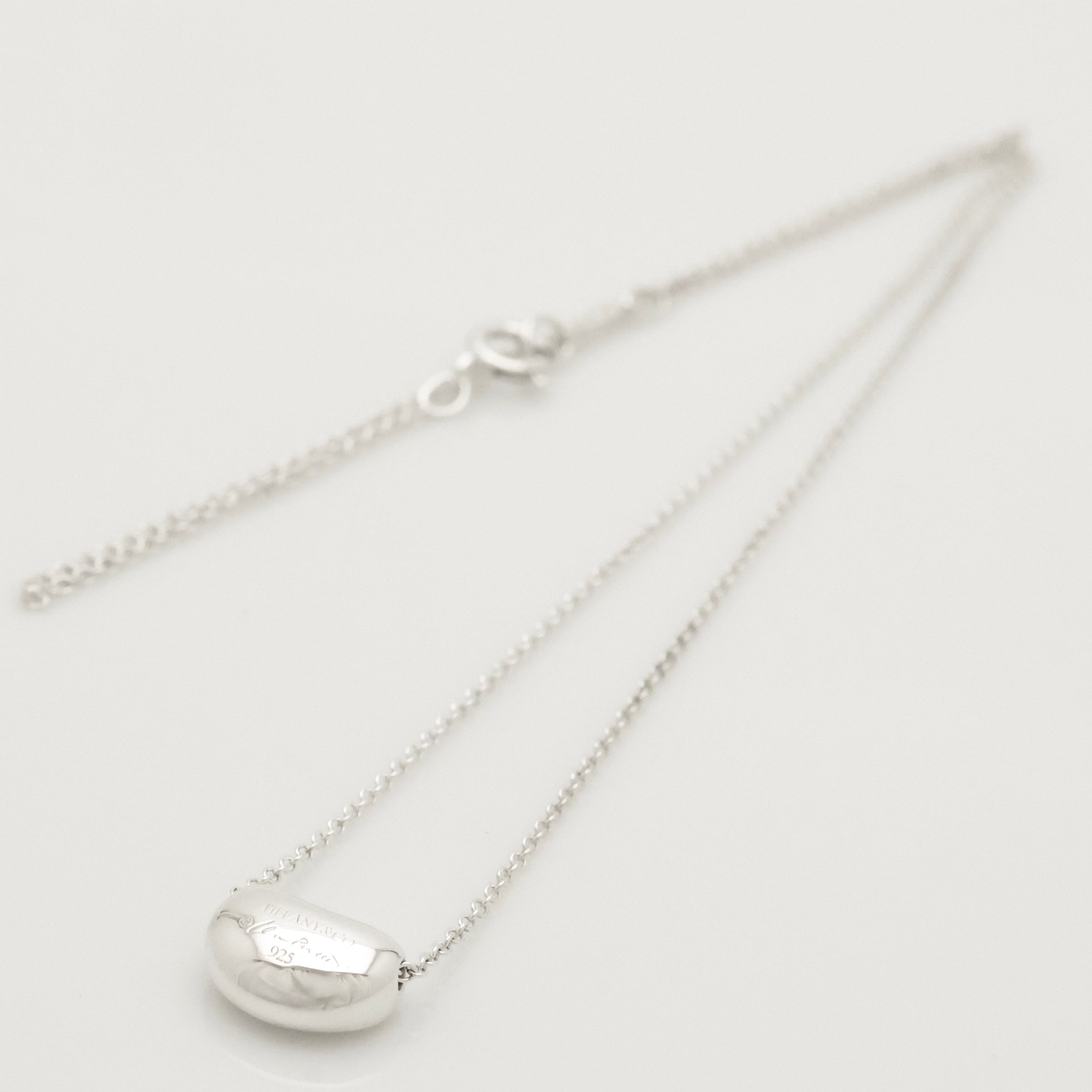  Tiffany & Co. Peretti Mini  Bean Necklace  Sterling Silver 925 