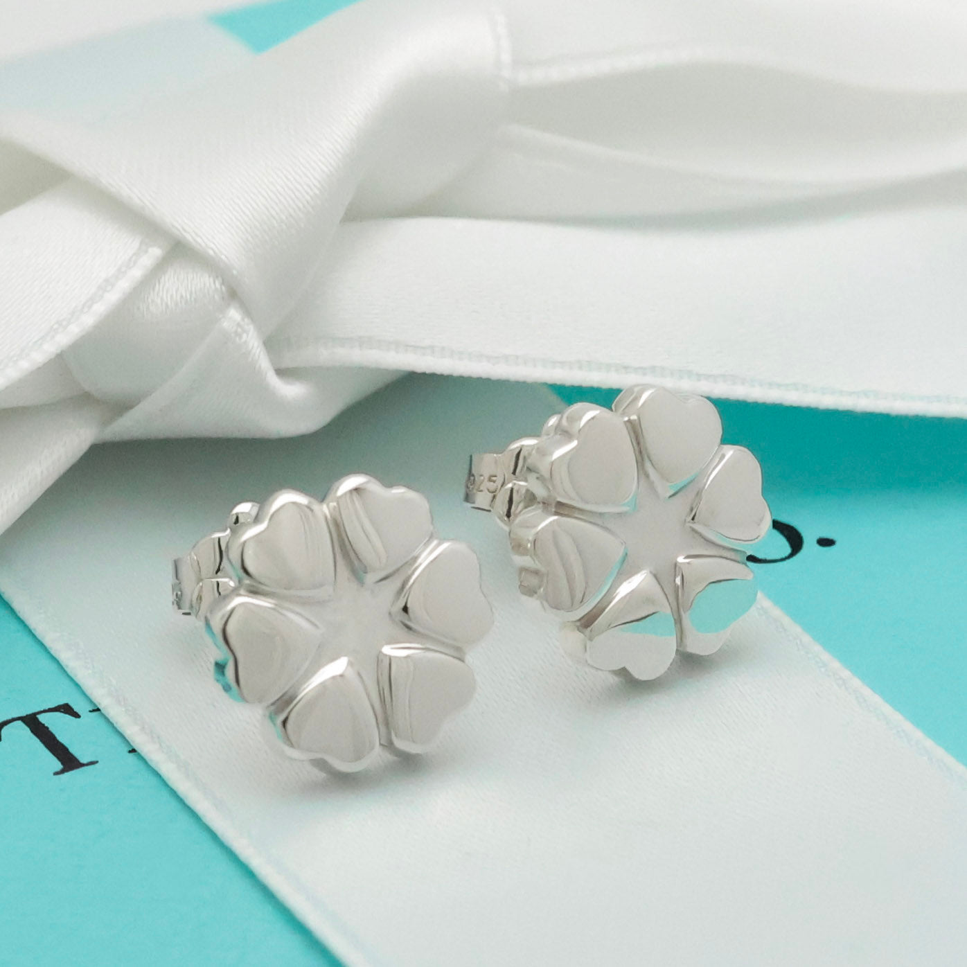 TIFFANY&Co. クラウン オブ ハート パロマピカソ スタッド ピアス AG925