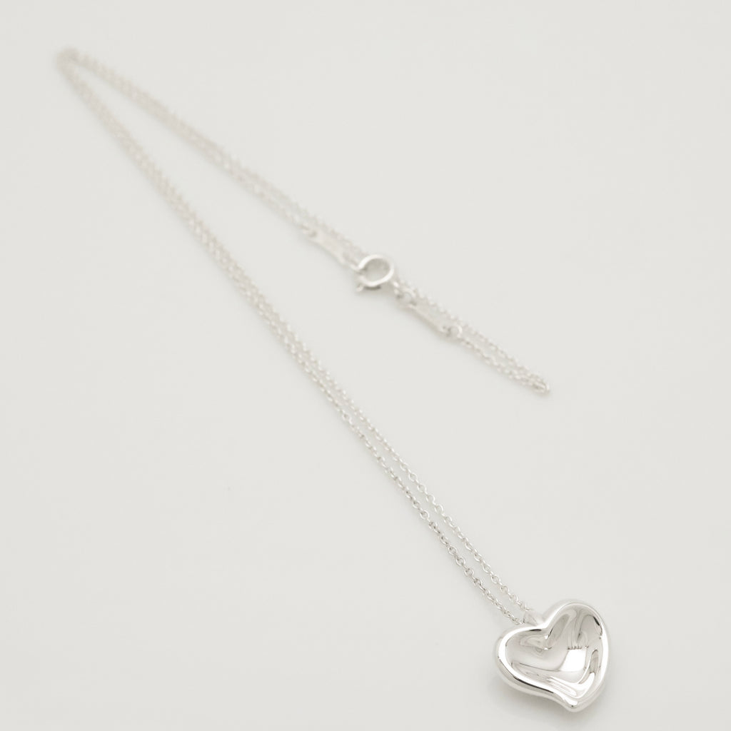TIFFANY&Co. カーブド ハート エルサペレッティ ネックレス AG925