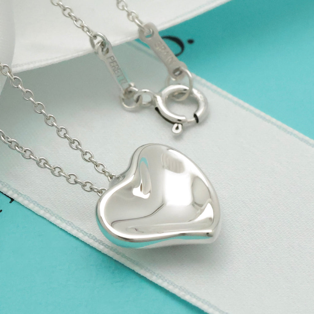 TIFFANY&Co. カーブド ハート エルサペレッティ ネックレス AG925