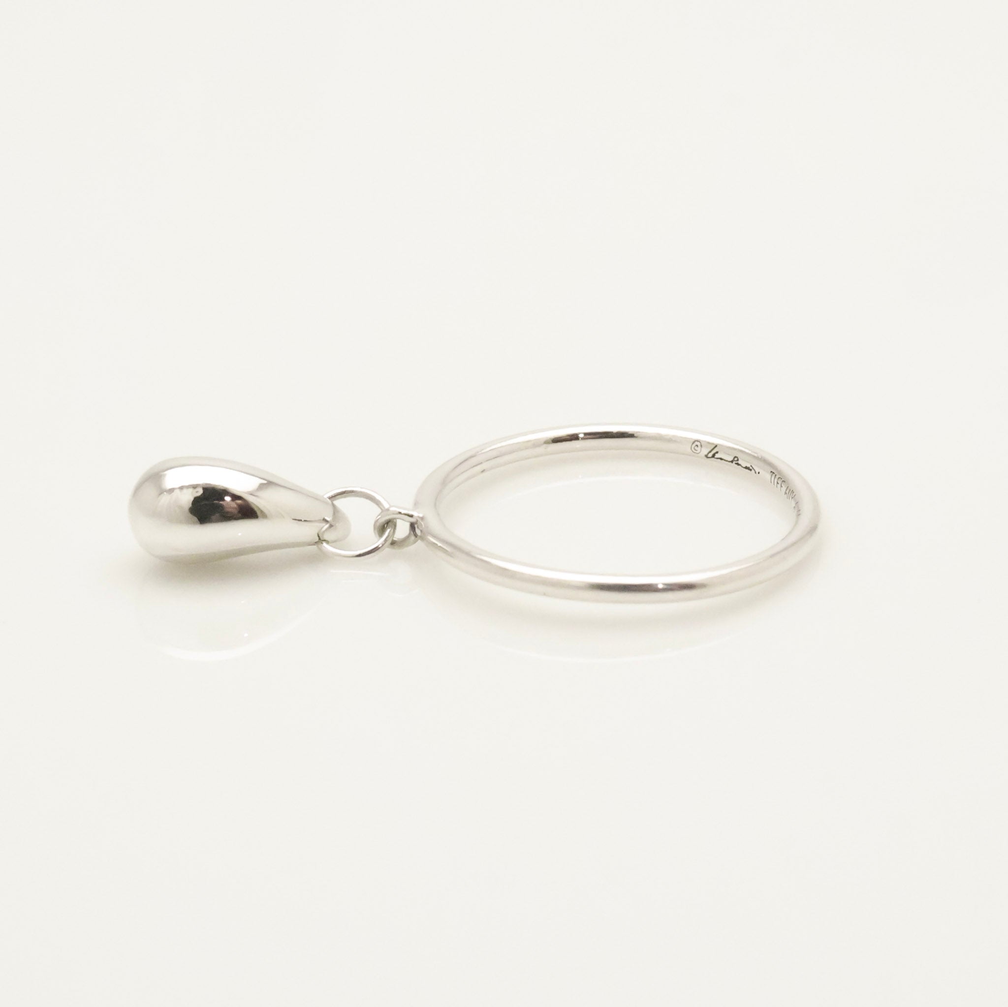 TIFFANY&Co. ティアドロップ エルサペレッティ ドロップ リング 8 号 AG925