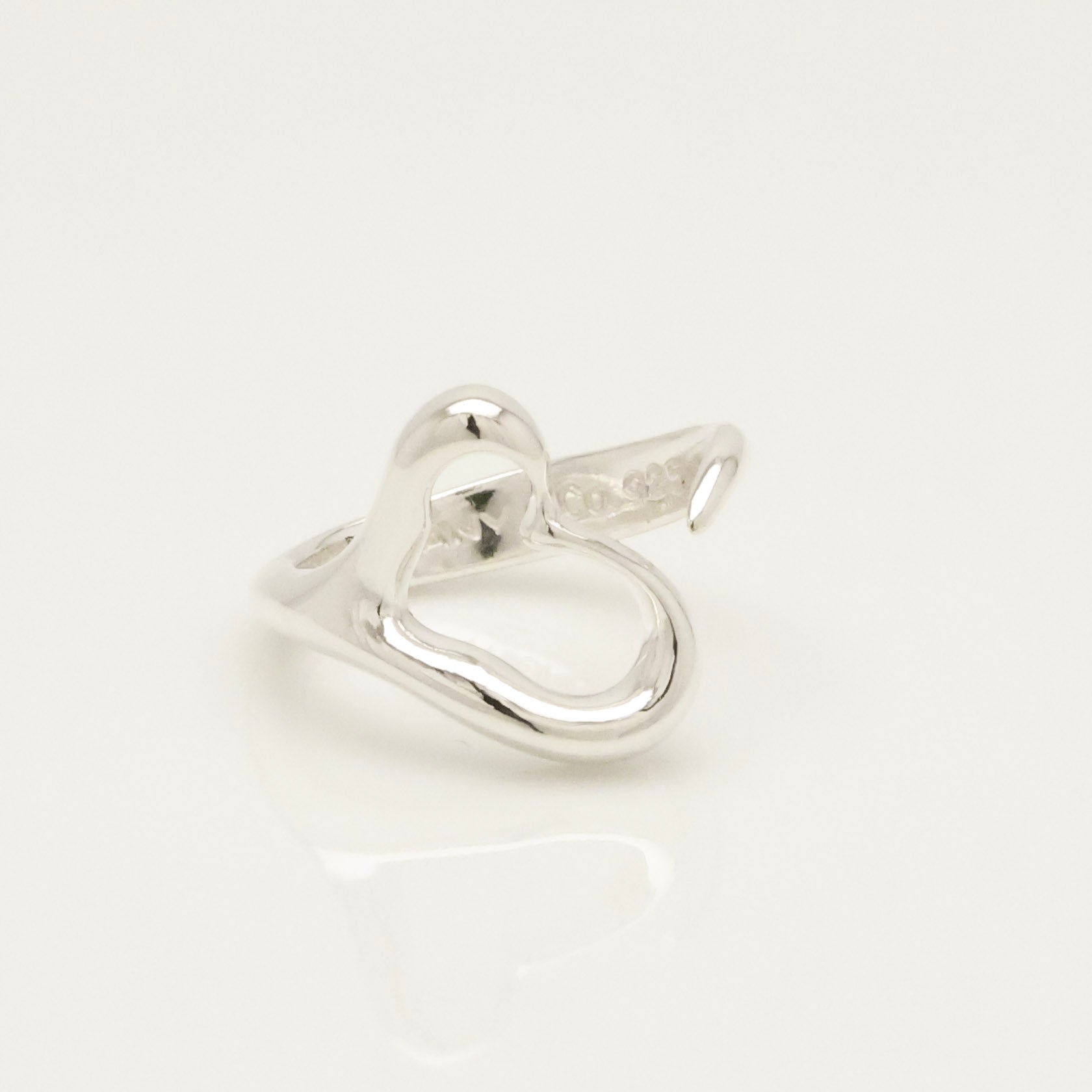 TIFFANY&Co. オープンハート エルサペレッティ リング 7 号 AG92
