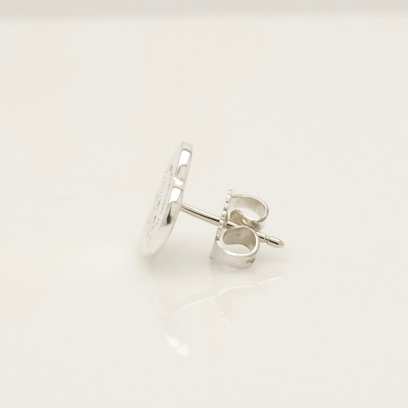 TIFFANY&Co. リターントゥ ティファニー  シングル ハート タグ スタッド ピアス AG925