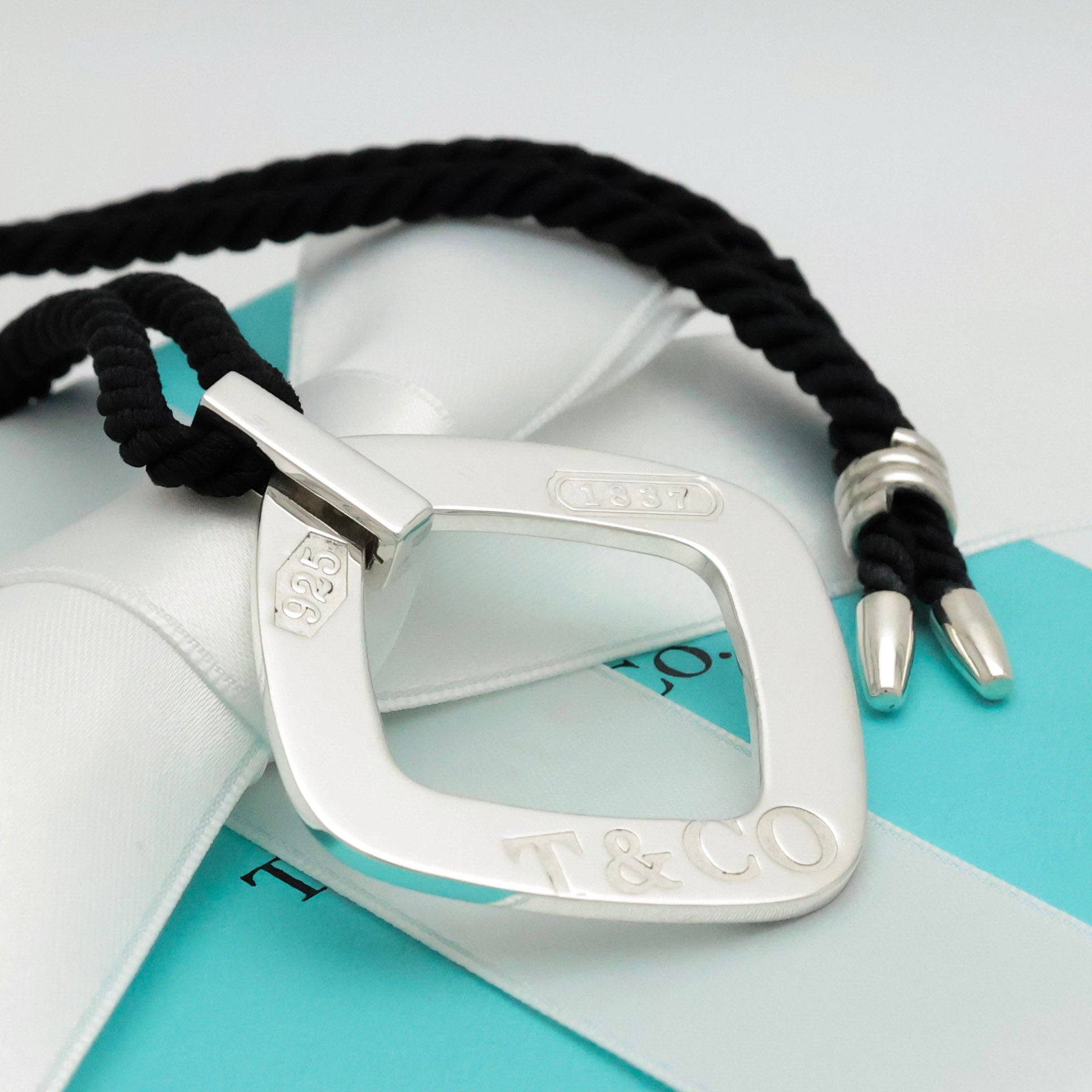 TIFFANY&Co. 1837 モンタージュ スクエア シルク コード ネックレス AG925