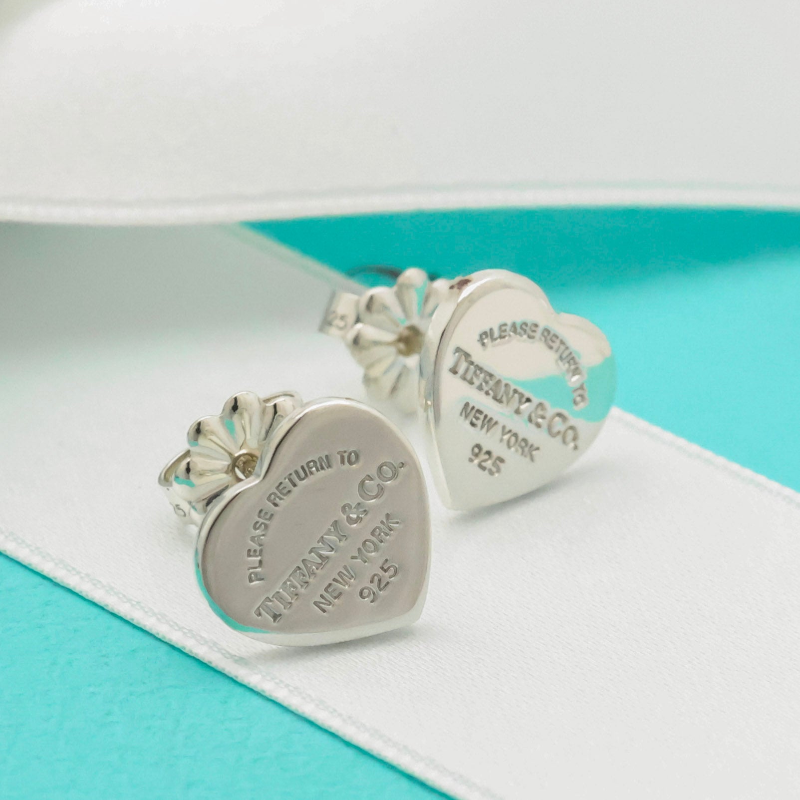 TIFFANY&Co. リターントゥ ティファニー ハート タグ スタッド ピアス AG925