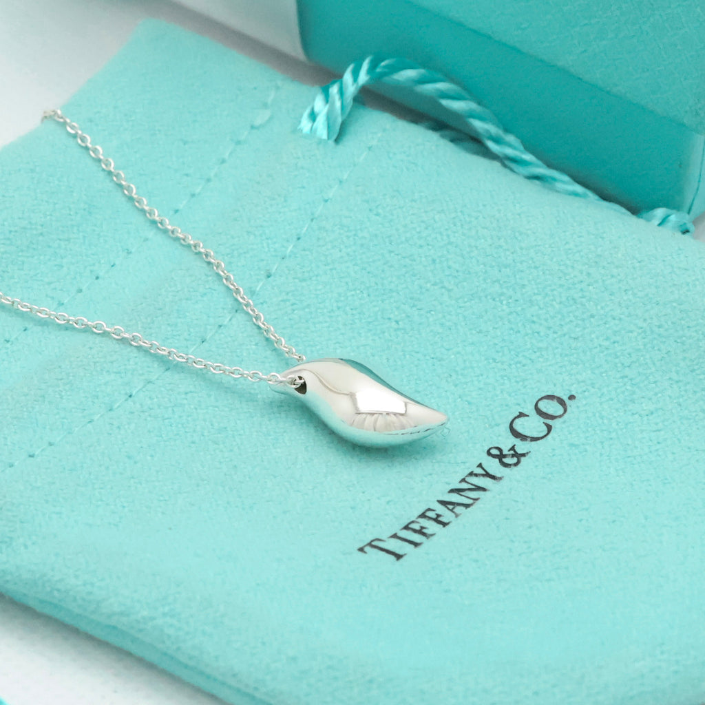 Tiffany & Co. Elsa Peretti Feather Pendant Necklace Sterling Silver 925