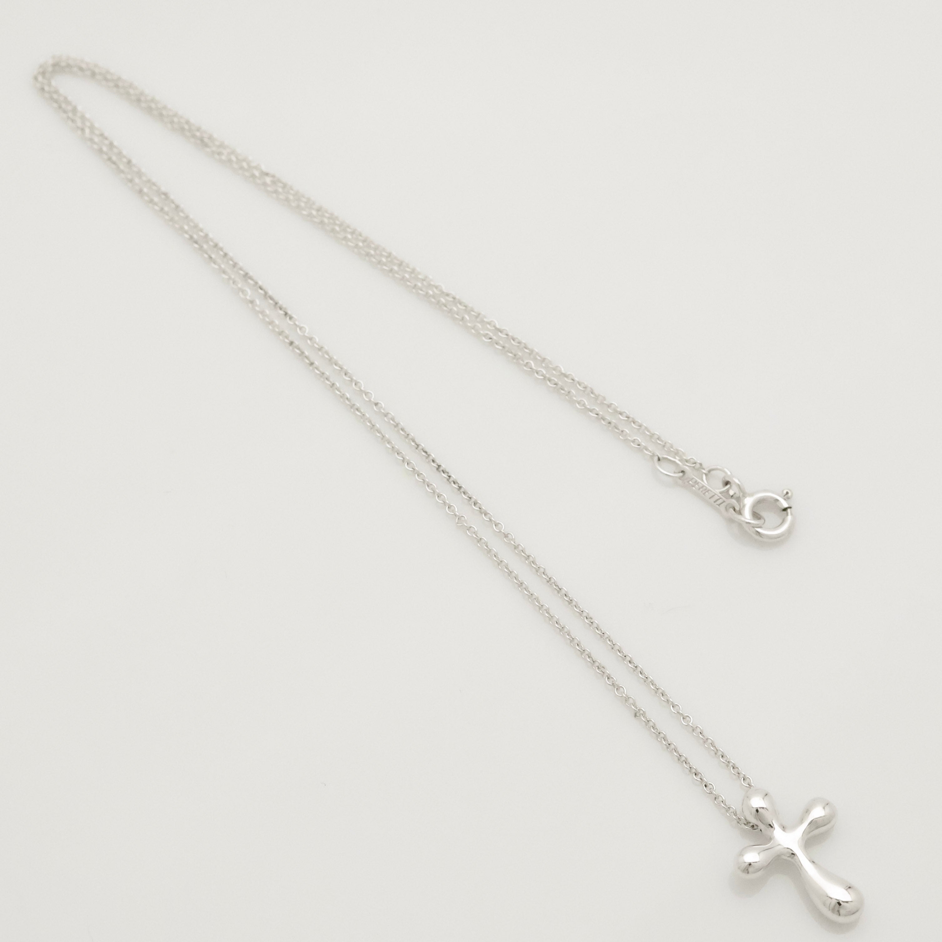  Tiffany & Co. Small Cross Pendant Necklace  Sterling Silver 925 