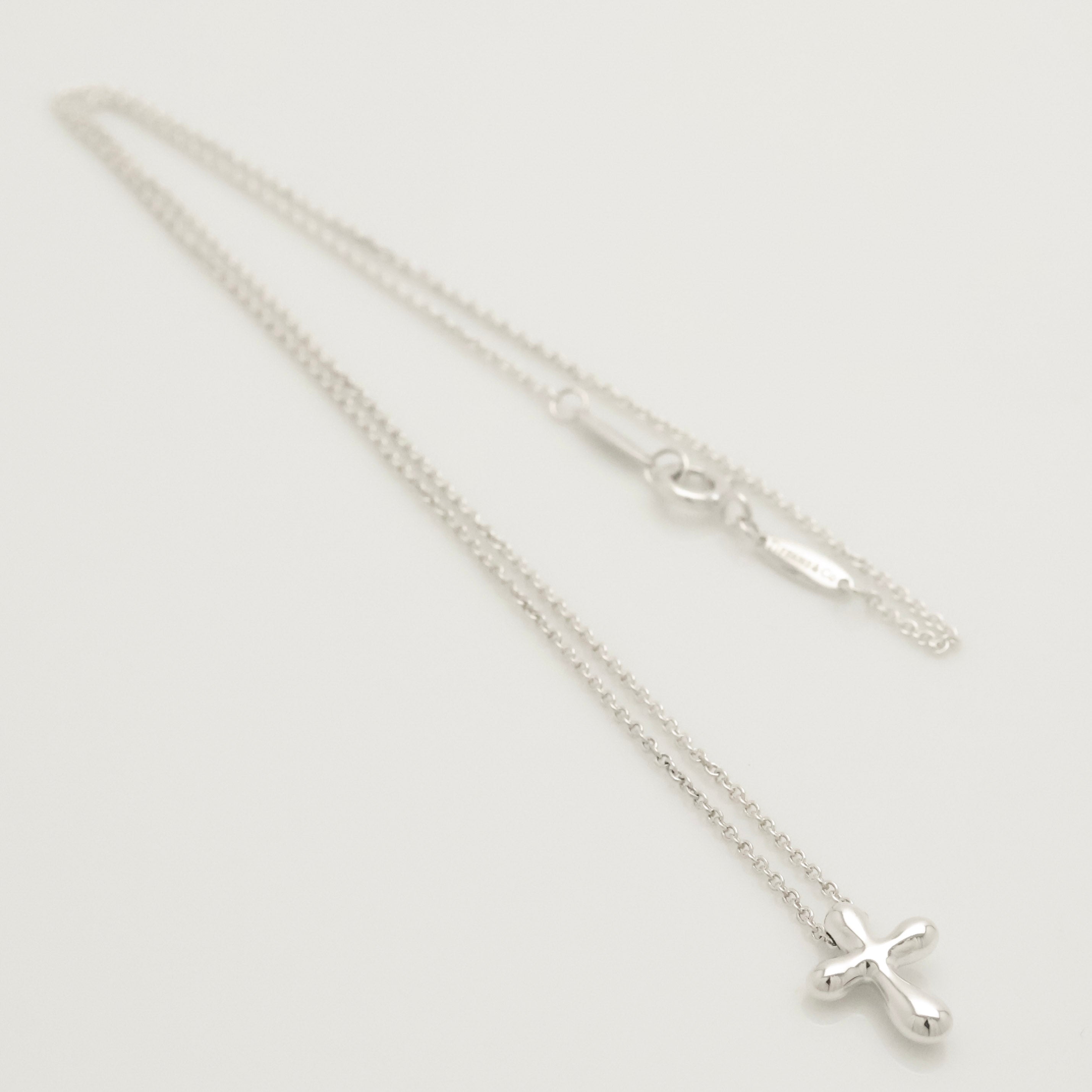  Tiffany & Co. Small Cross Pendant Necklace  Sterling Silver 925 