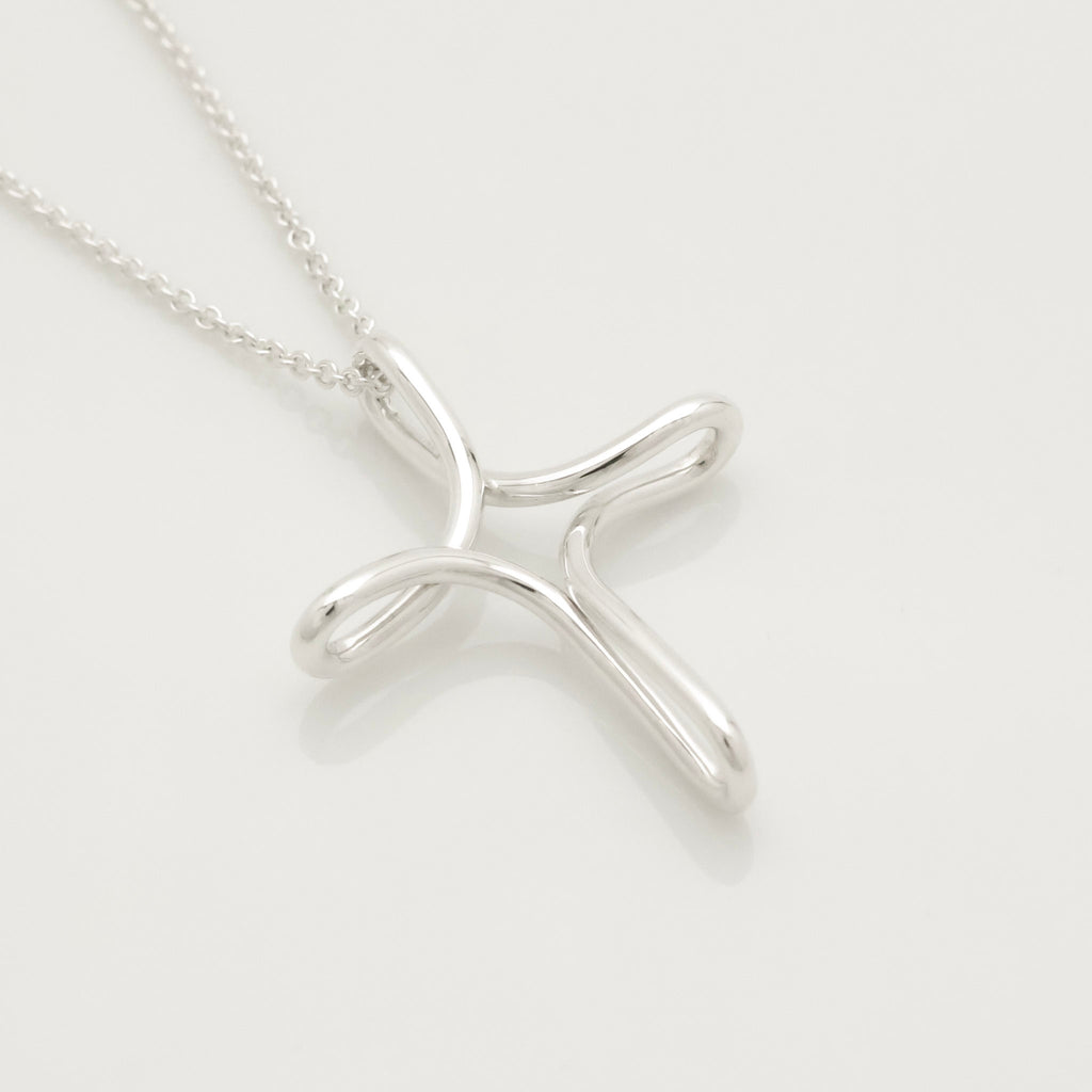 TIFFANY & Co. Open Cross Infinity Elsa Peretti Necklace  Sterling Silver 925