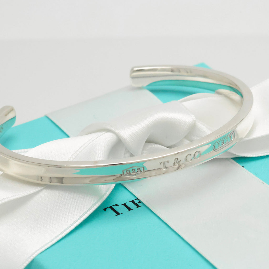 Tiffany & Co. Interlocking Double Loop Bangle Bracelet Sterling Silver 925