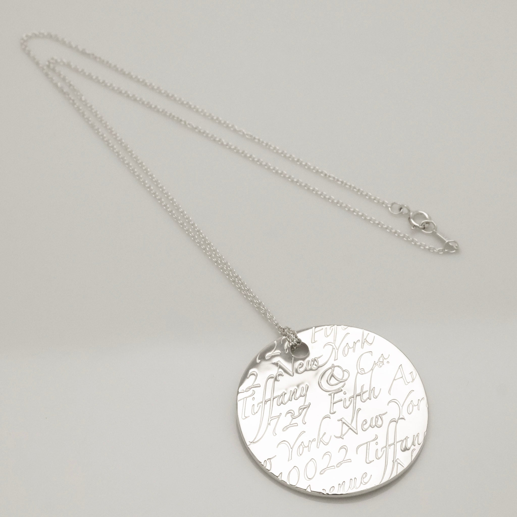 Tiffany & Co. Notes New York Large Wavy Round Circle Necklace Sterling Silver 925