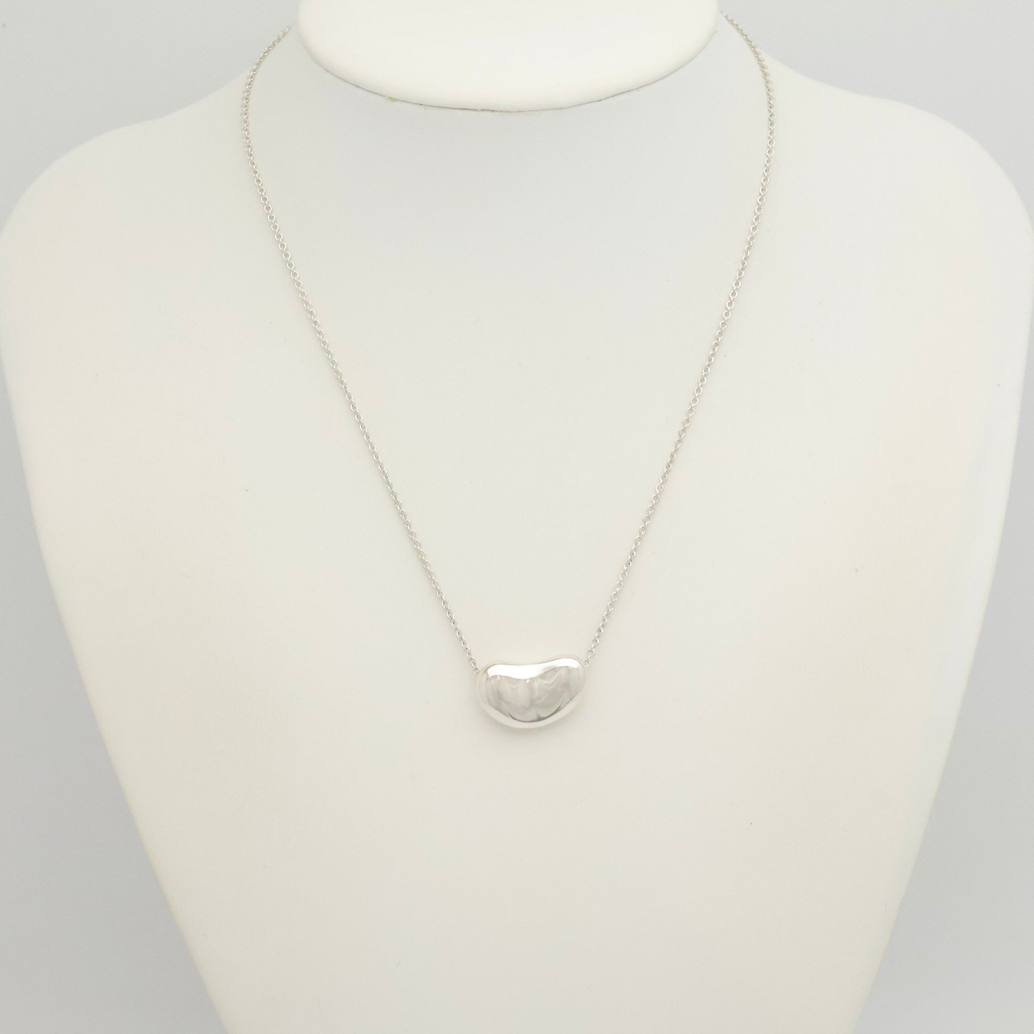  Tiffany & Co. Peretti Large  Bean Necklace  Sterling Silver 925 