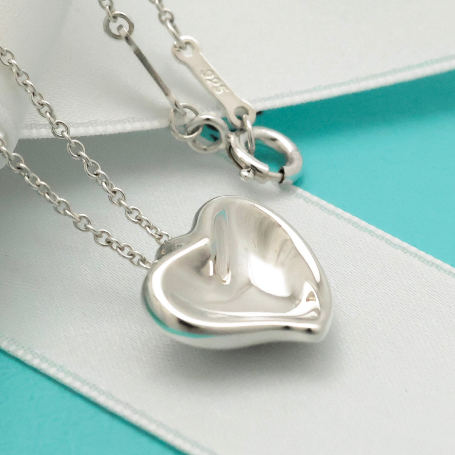 Tiffany & Co. Peretti Curved Full Heart Necklace Sterling Silver 925
