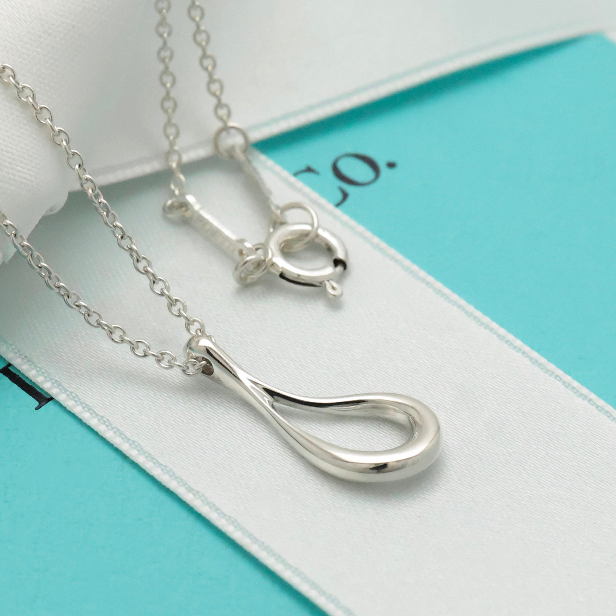  Tiffany & Co. Open Teardrop Necklace Pendant Sterling Silver 925 