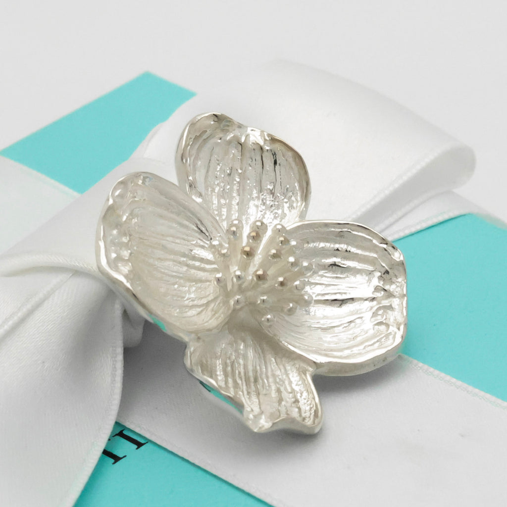 TIFFANY&Co. ハナミズキ フラワー ピン ブローチ AG925