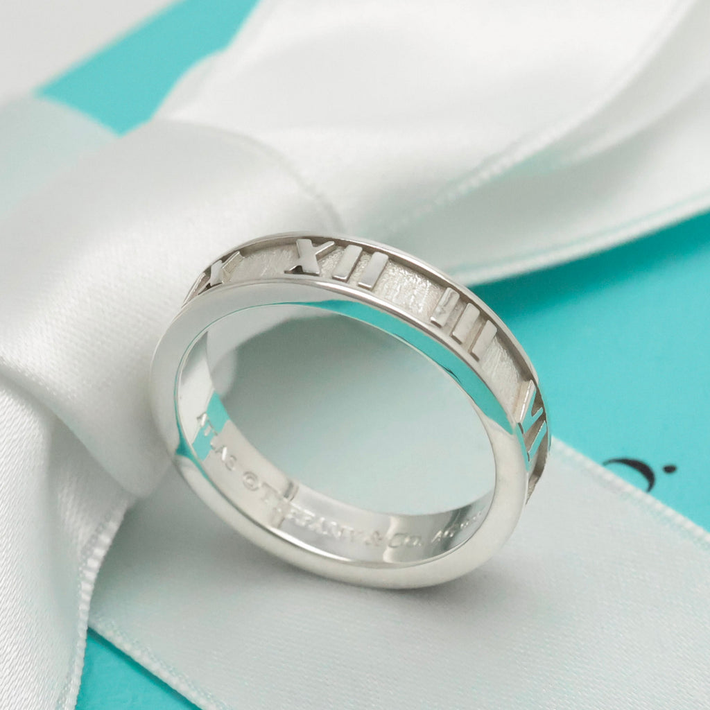 Tiffany & Co. Atlas Ring Size US 5.25 Sterling Silver 925
