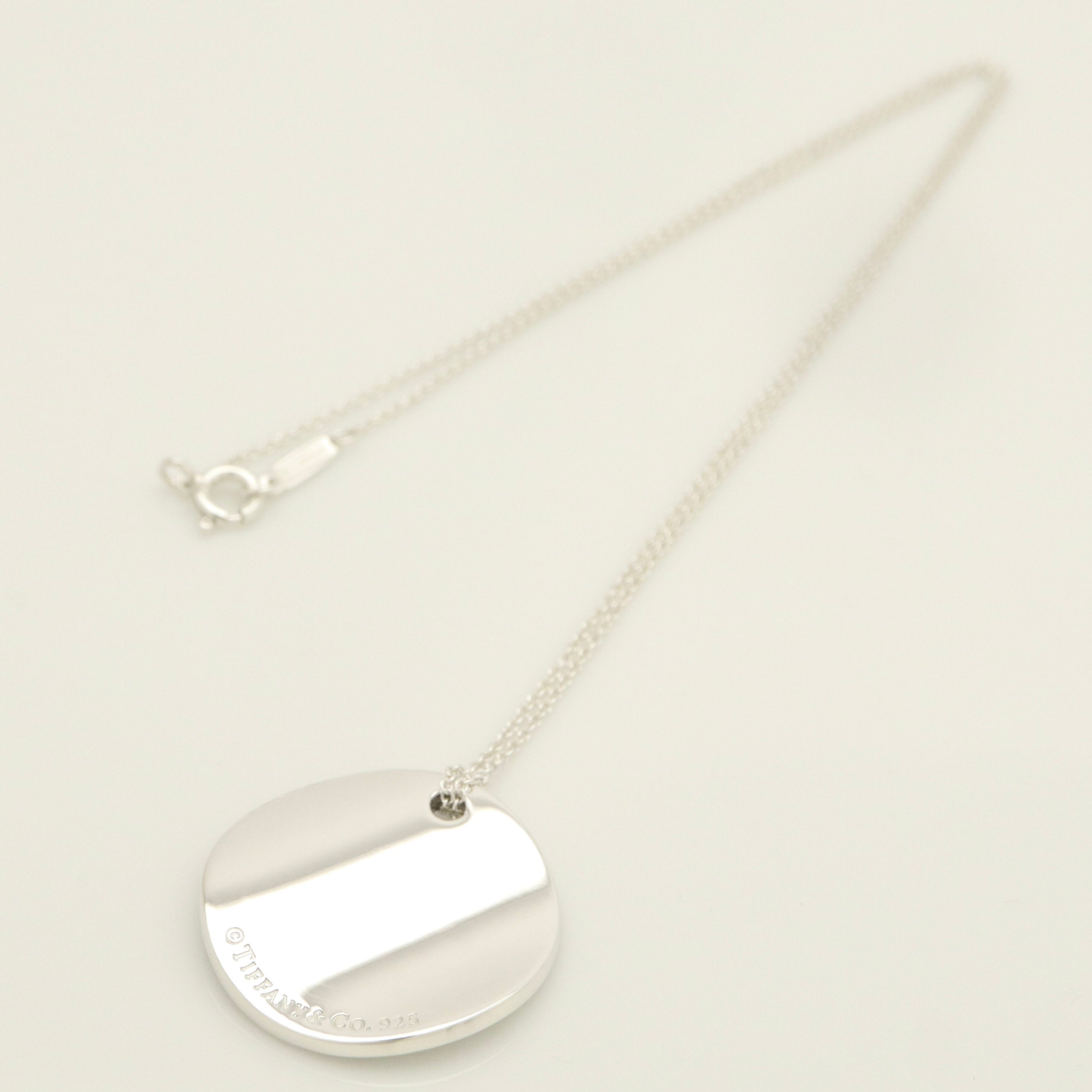Tiffany & Co. Notes New York Large Wavy Round Circle Necklace Sterling Silver 925