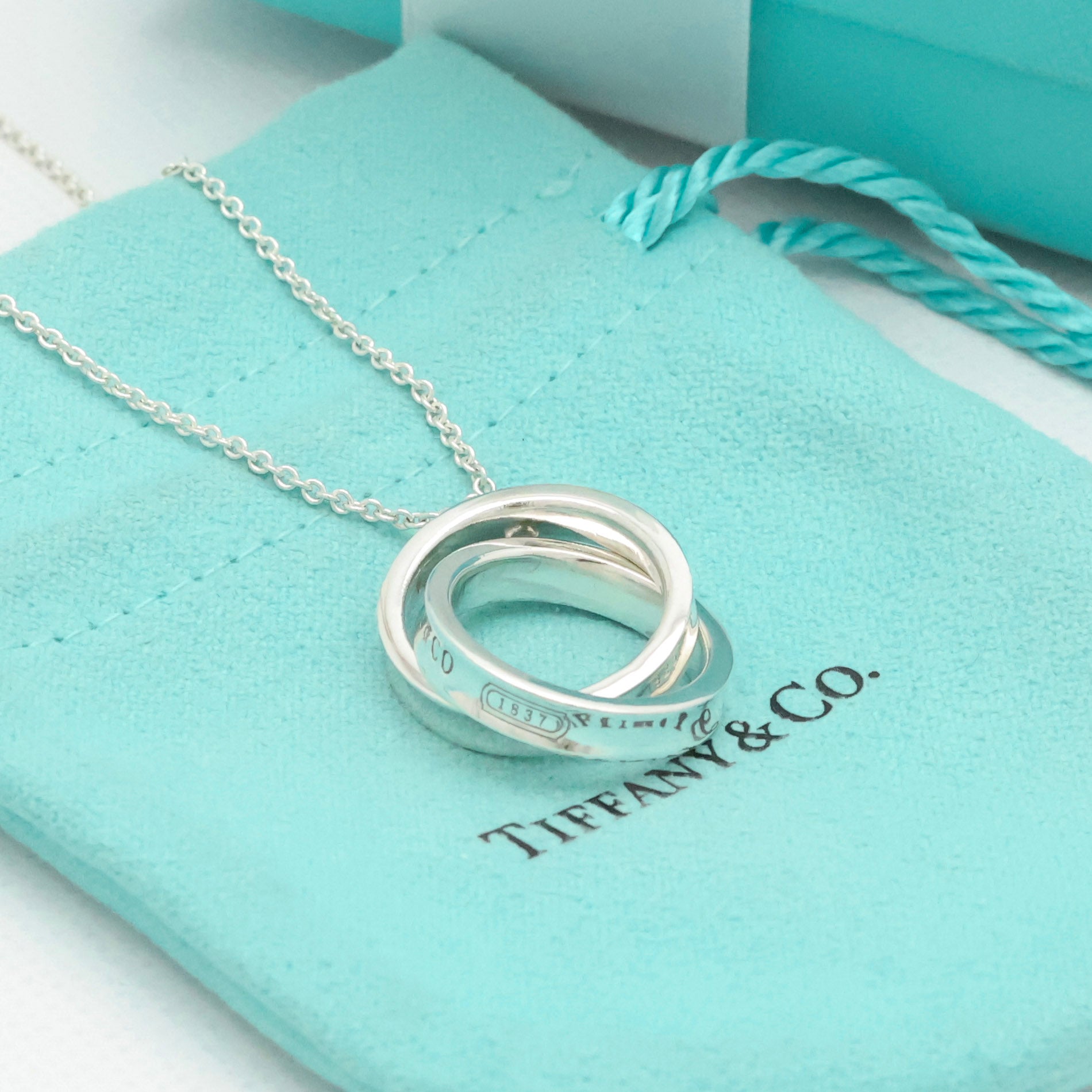 TIFFANY&Co. 1837 インターロッキング サークル ラリアット ネックレス