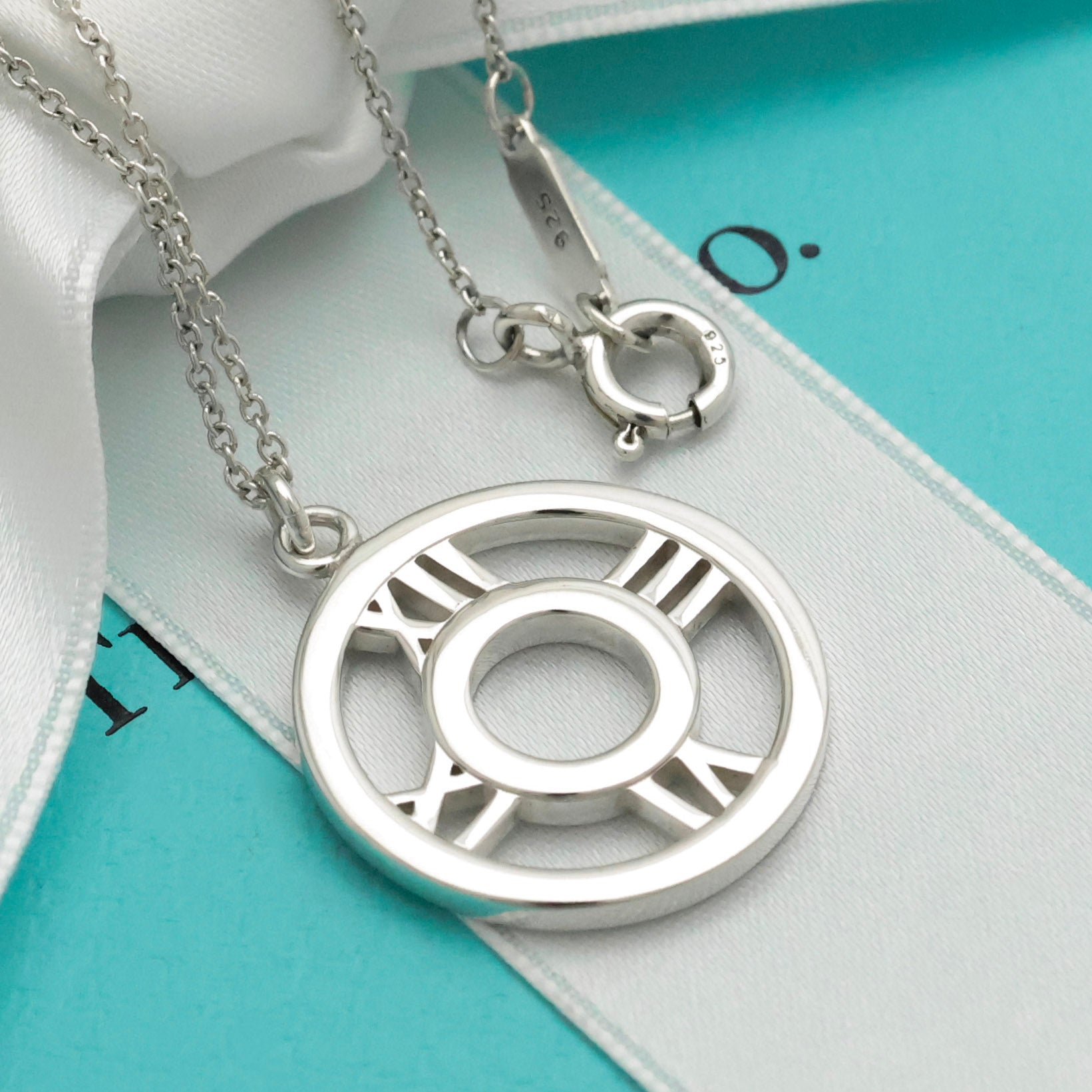 TIFFANY&Co. オープン アトラス サークル ネックレス AG925