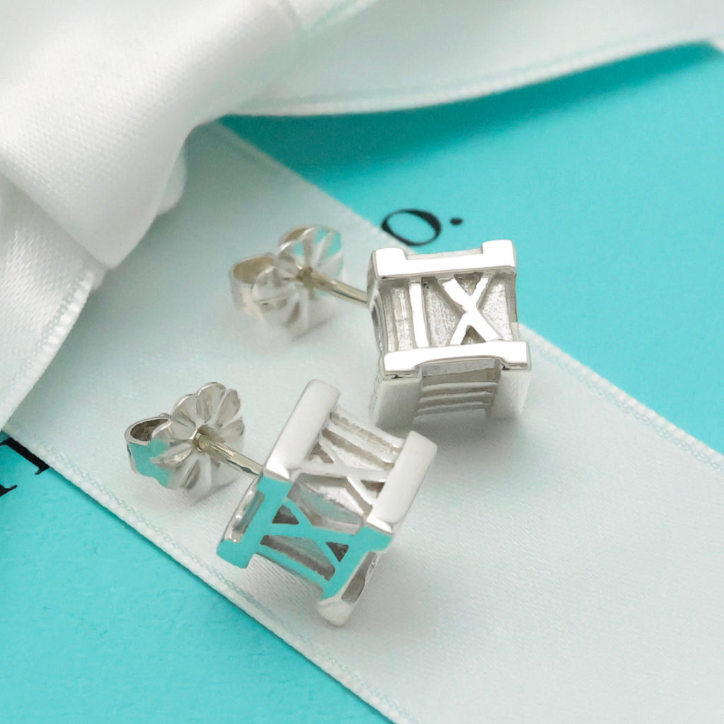 TIFFANY&Co. アトラス キューブ スタッド ピアス AG925