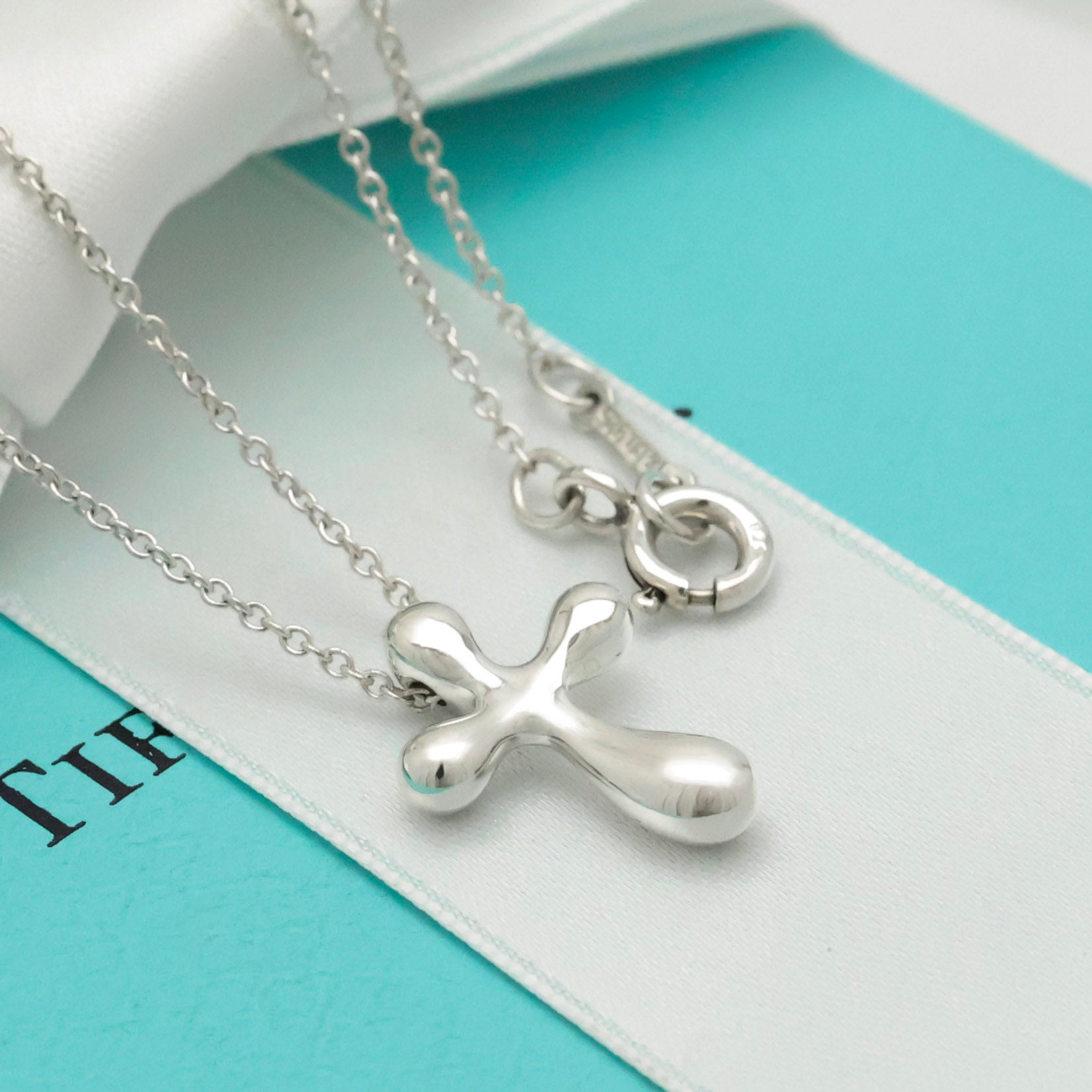  Tiffany & Co. Small Cross Pendant Necklace  Sterling Silver 925 