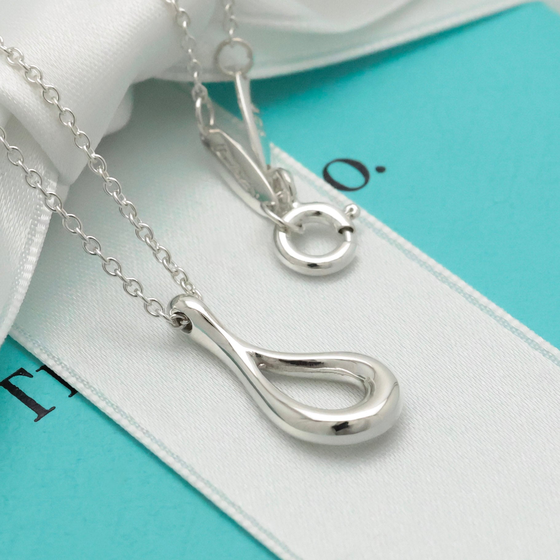  Tiffany & Co. Open Teardrop Necklace Pendant Sterling Silver 925 