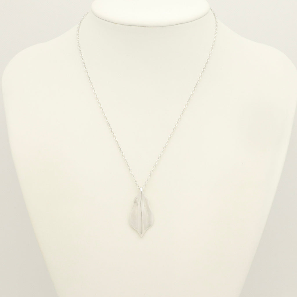 Tiffany & Co. Leaf Necklace Pendant Sterling Silver 925
