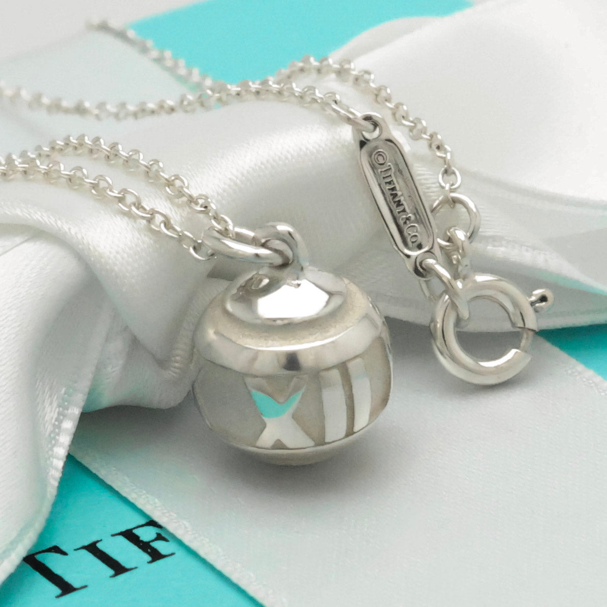 Tiffany & Co. Atlas Sphere Ball Pendant Necklace Pendant Sterling Silver 925 