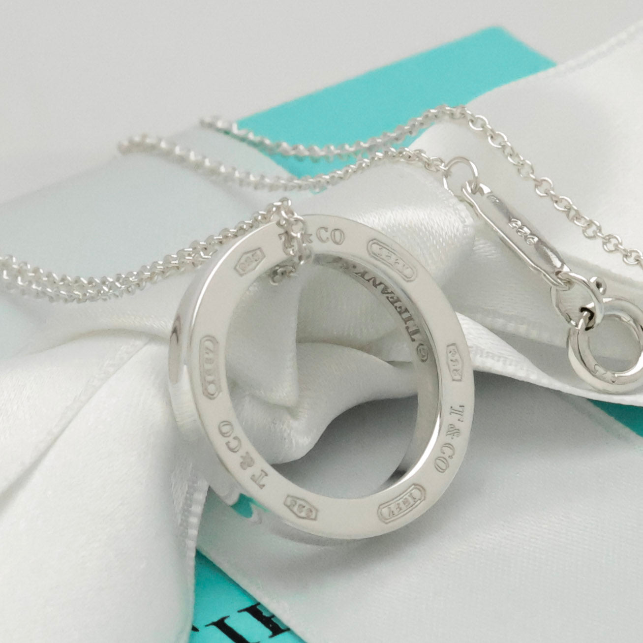 Tiffany 1837 – Cocoro shop - Atelier