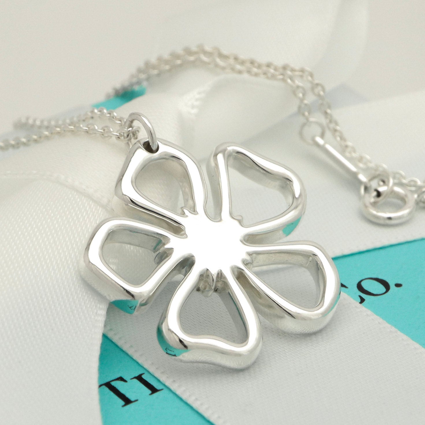 TIFFANY＆Co. ハイビスカス フラワー ネックレス AG925