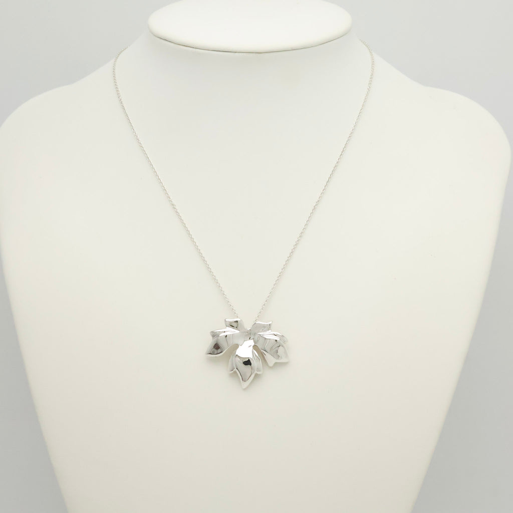 TIFFANY&Co. メイプル リーフ ネックレス AG925