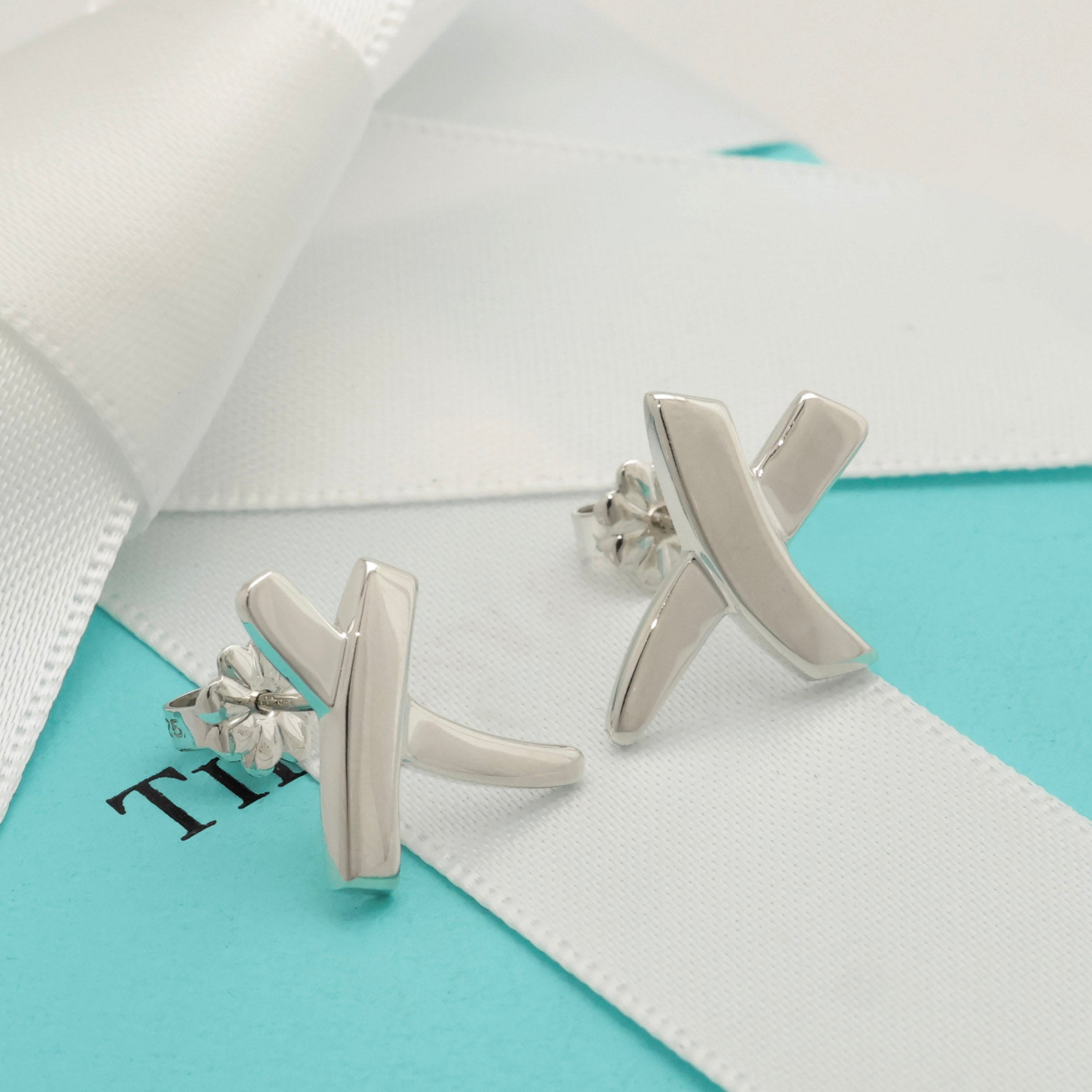 TIFFANY&Co. キス クロス パロマピカソ スタッド ピアス AG925