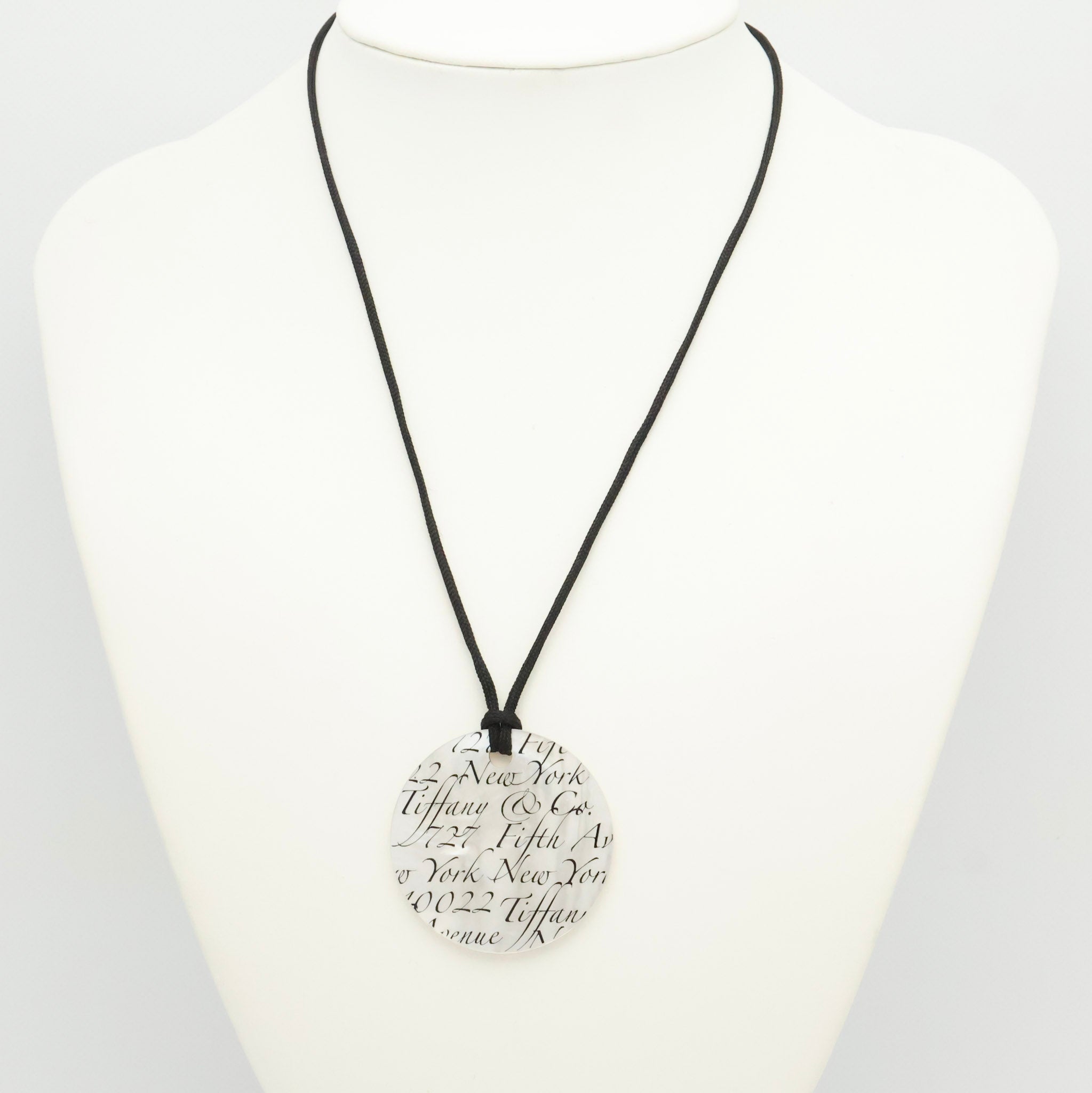 Tiffany & Co. Notes LARGE Round Shell Silk Cord Necklace Sterling Silver AG925