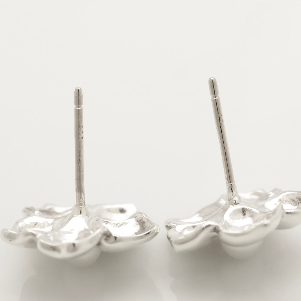 TIFFANY&Co. フラワー パール スタッド ピアス AG925