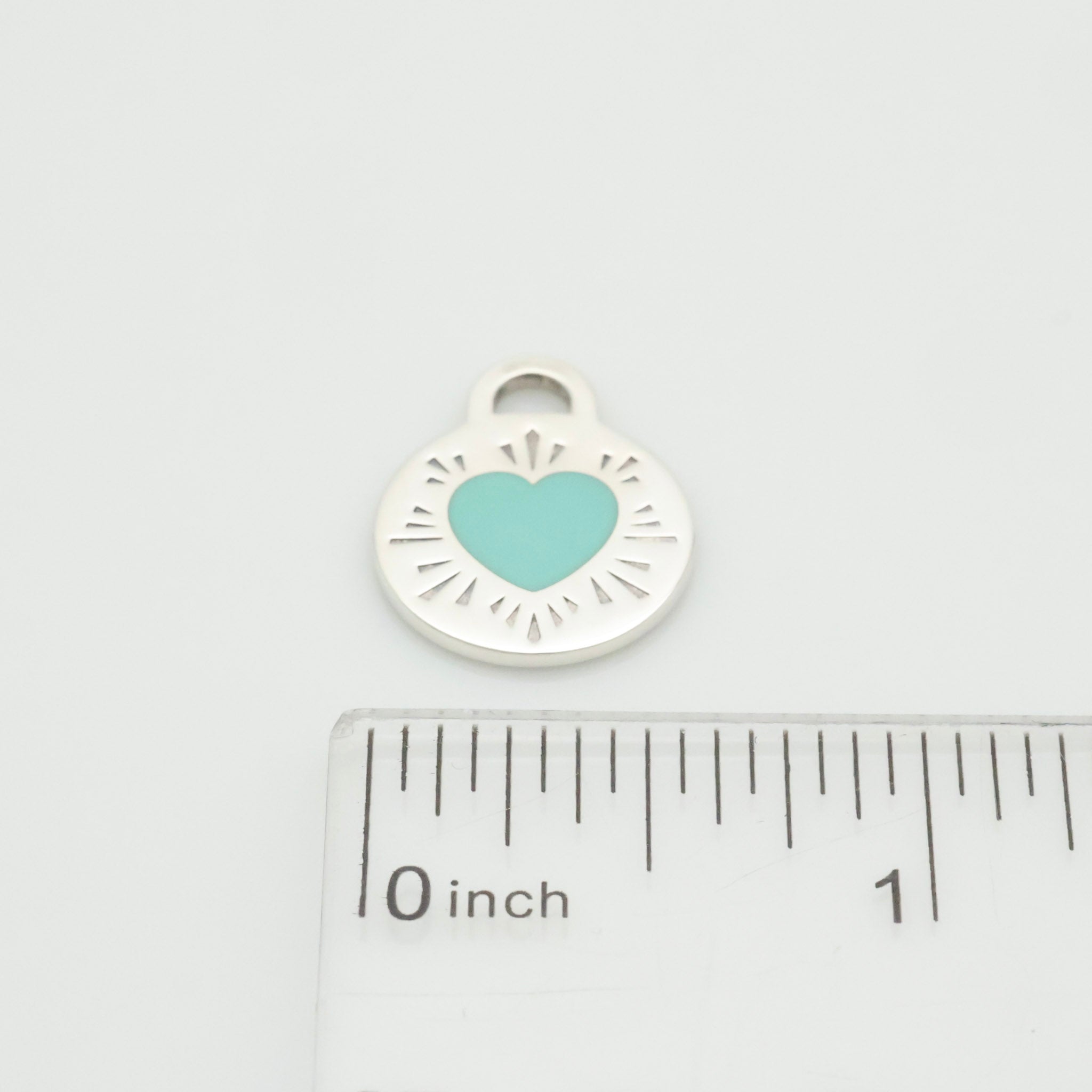 TIFFANY&Co. リターントゥ ティファニー ラウンド タグ エナメル ハート チャーム AG925