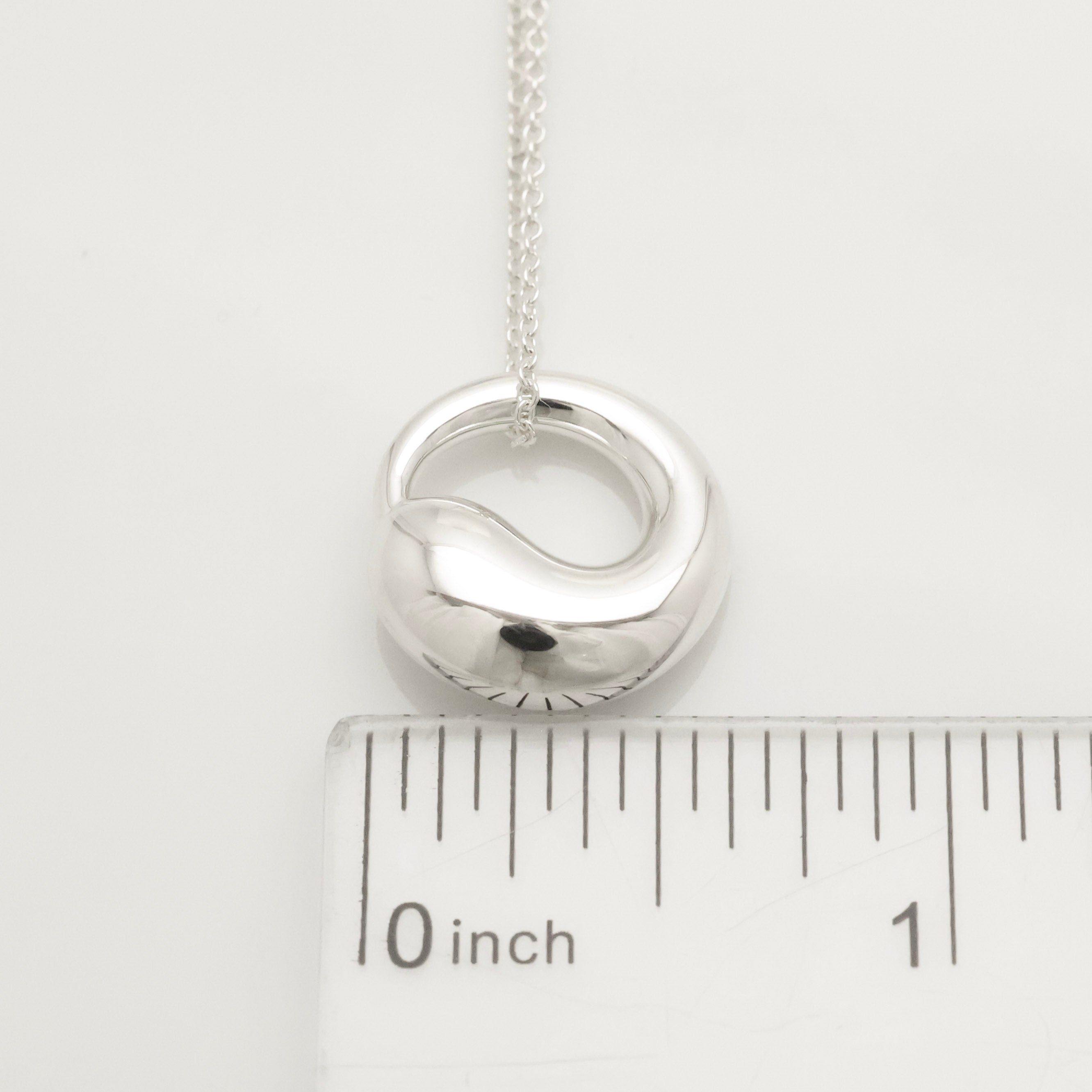Tiffany & Co. Elsa Peretti Sterling Silver Eternal Circle Necklace