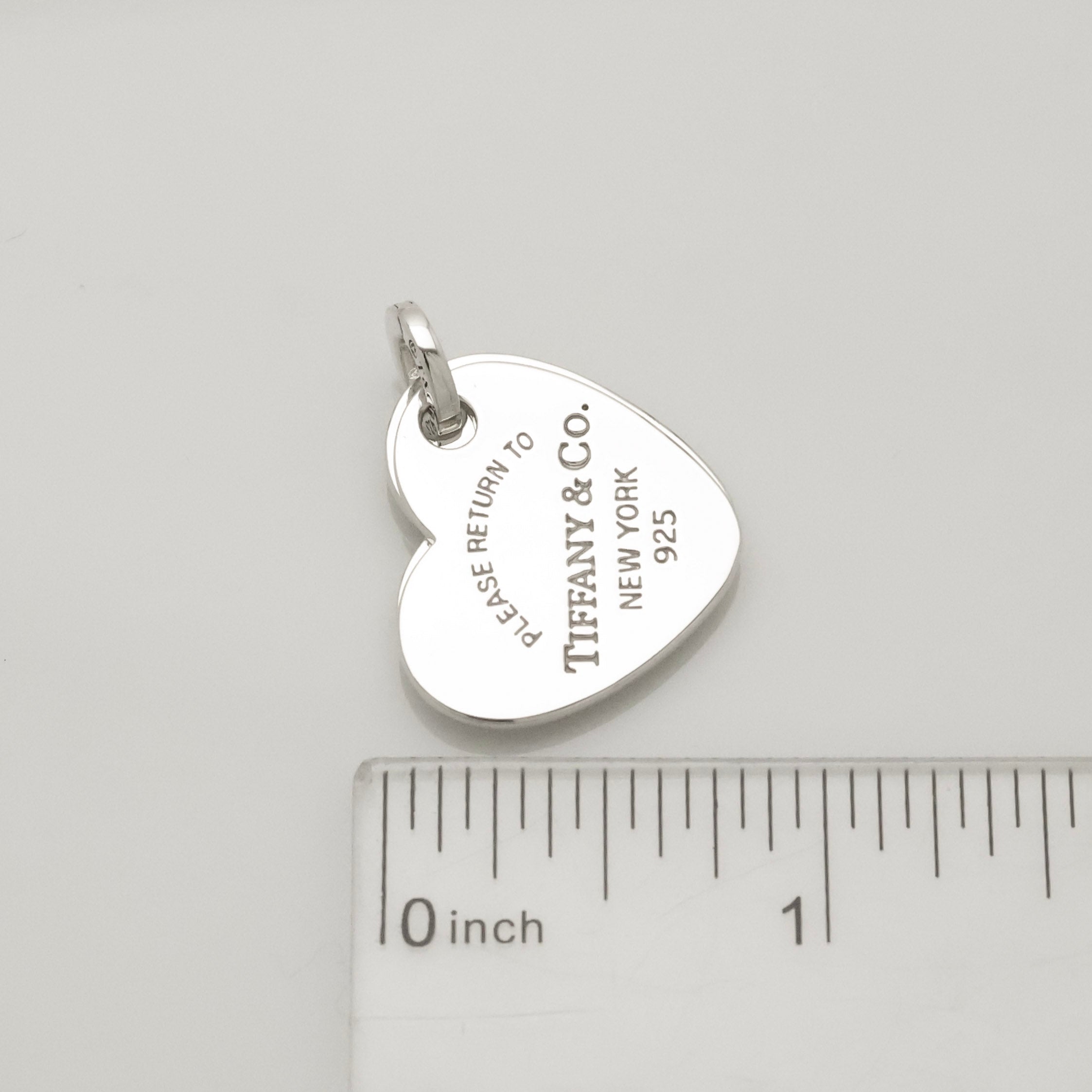 TIFFANY&Co. リターントゥ ティファニー ダブル ハート タグ チャーム AG925