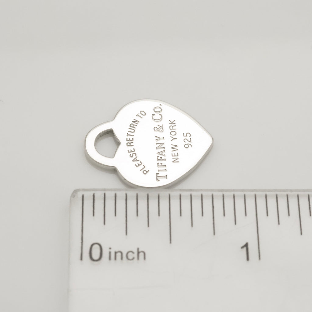 TIFFANY&Co. リターントゥ ティファニー ミディアム ハート タグ チャーム AG925