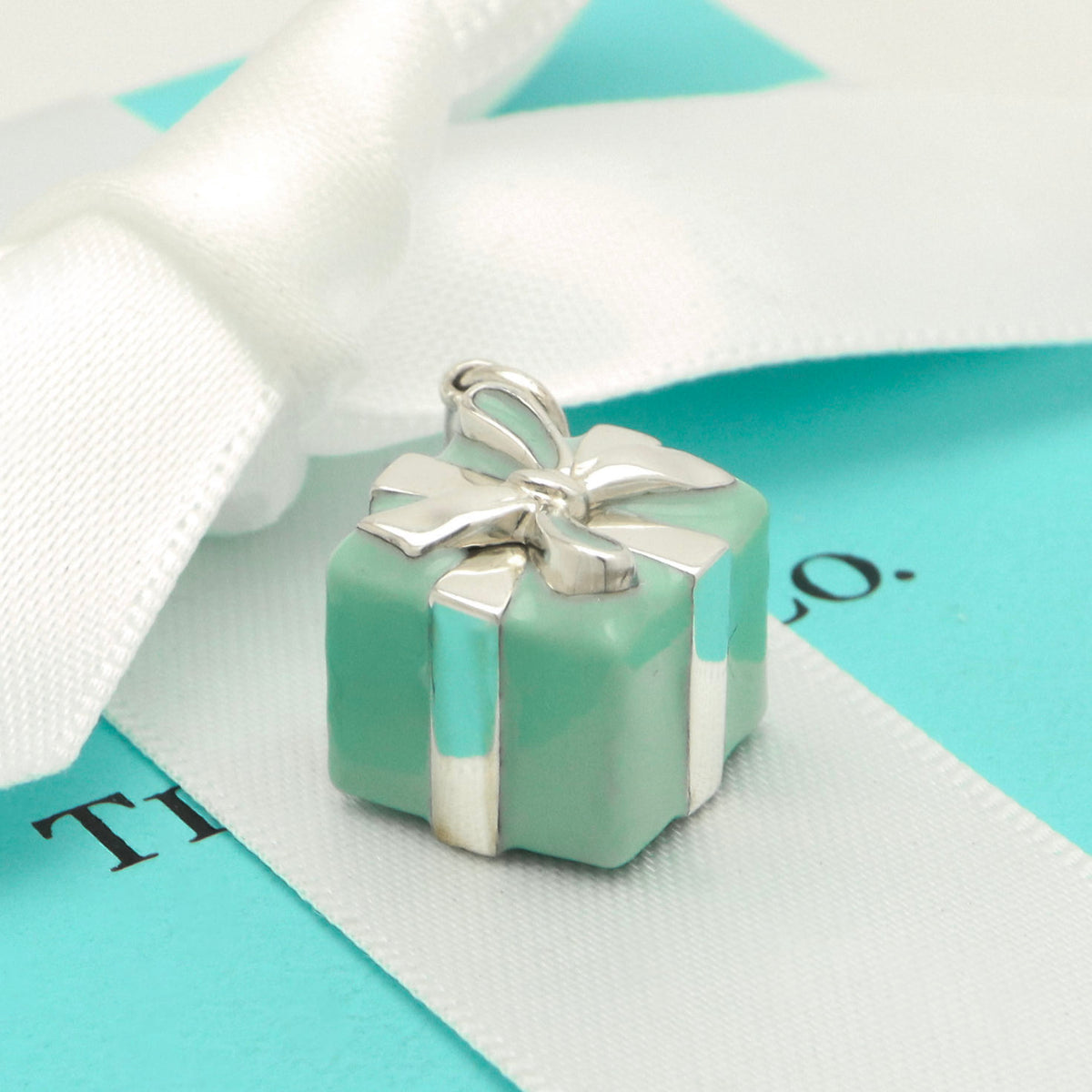 TIFFANY&Co. ギフト ボックス ブルー エナメル チャーム AG925