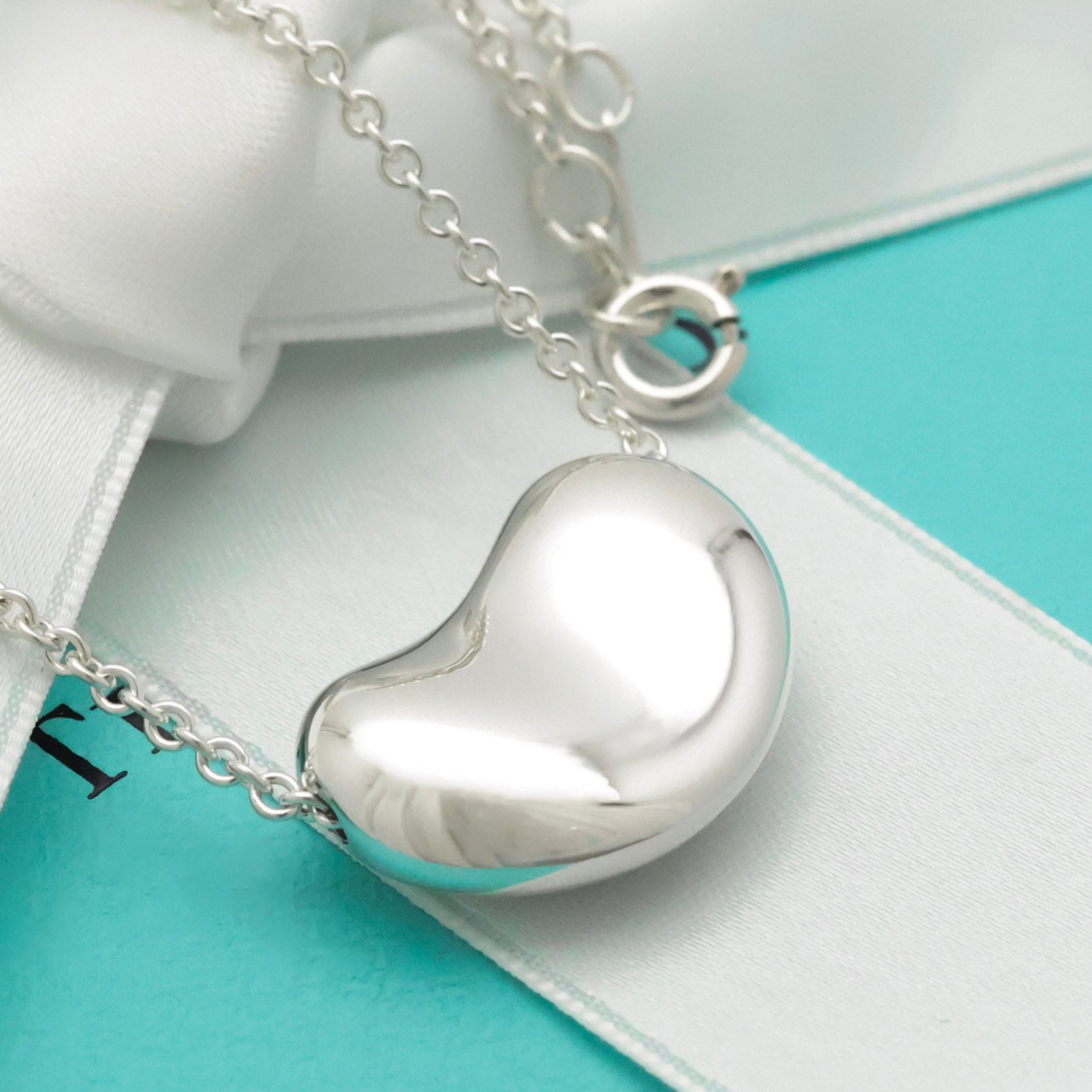 TIFFANY&Co. ラージ ビーン エルサペレッティ ネックレス AG925