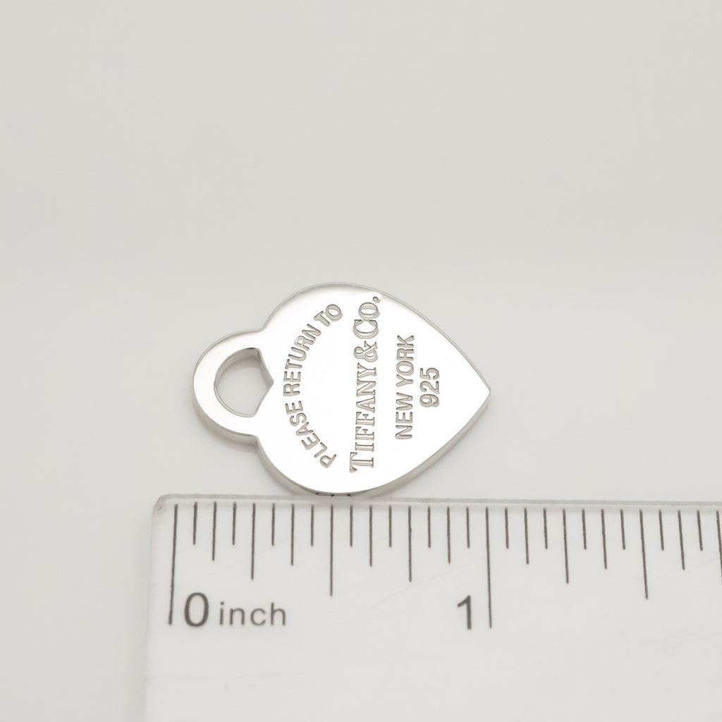 TIFFANY&Co. リターントゥ ティファニー ミディアム ハート タグ チャーム AG925